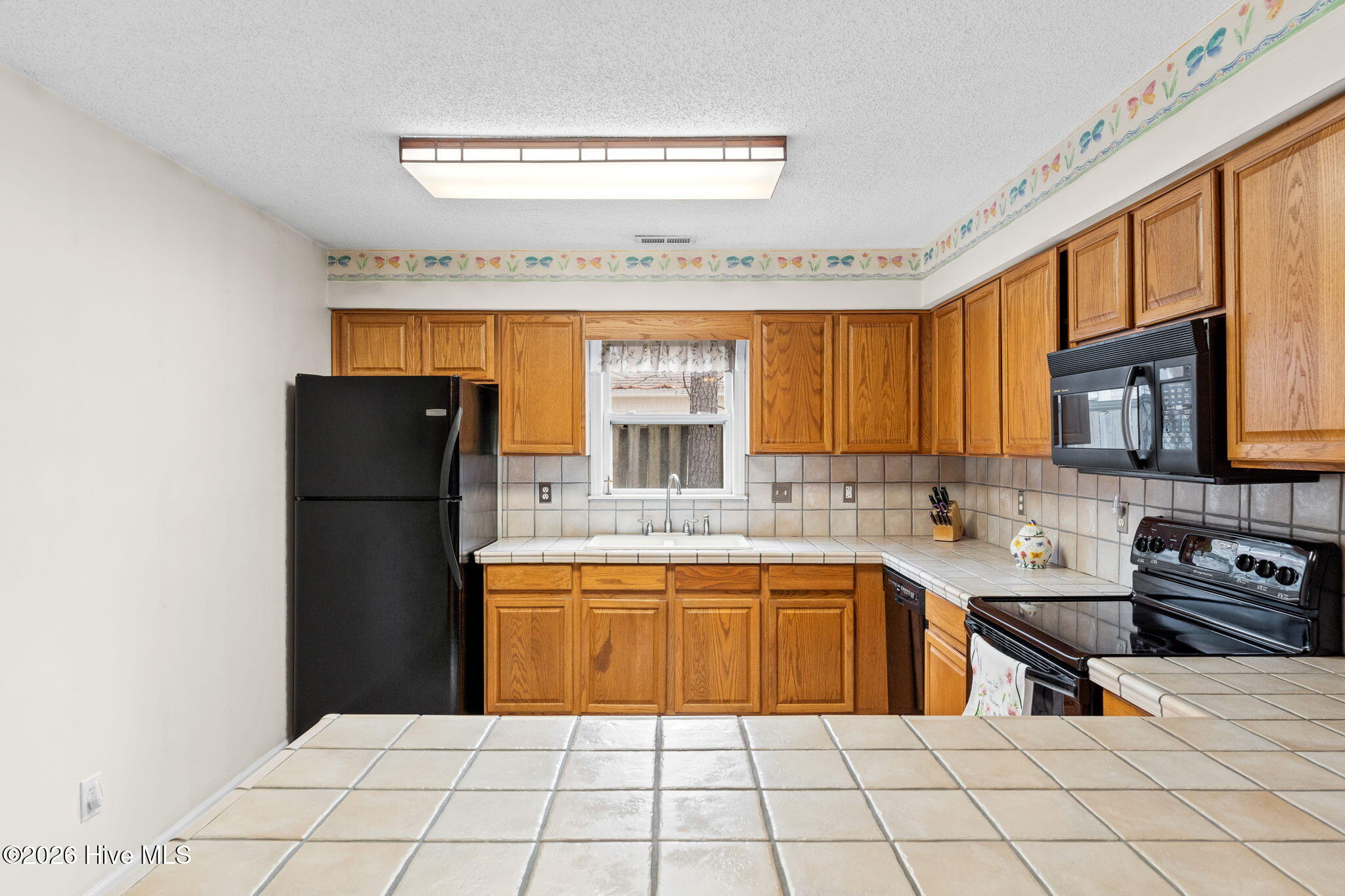 100561527 | Photo 10