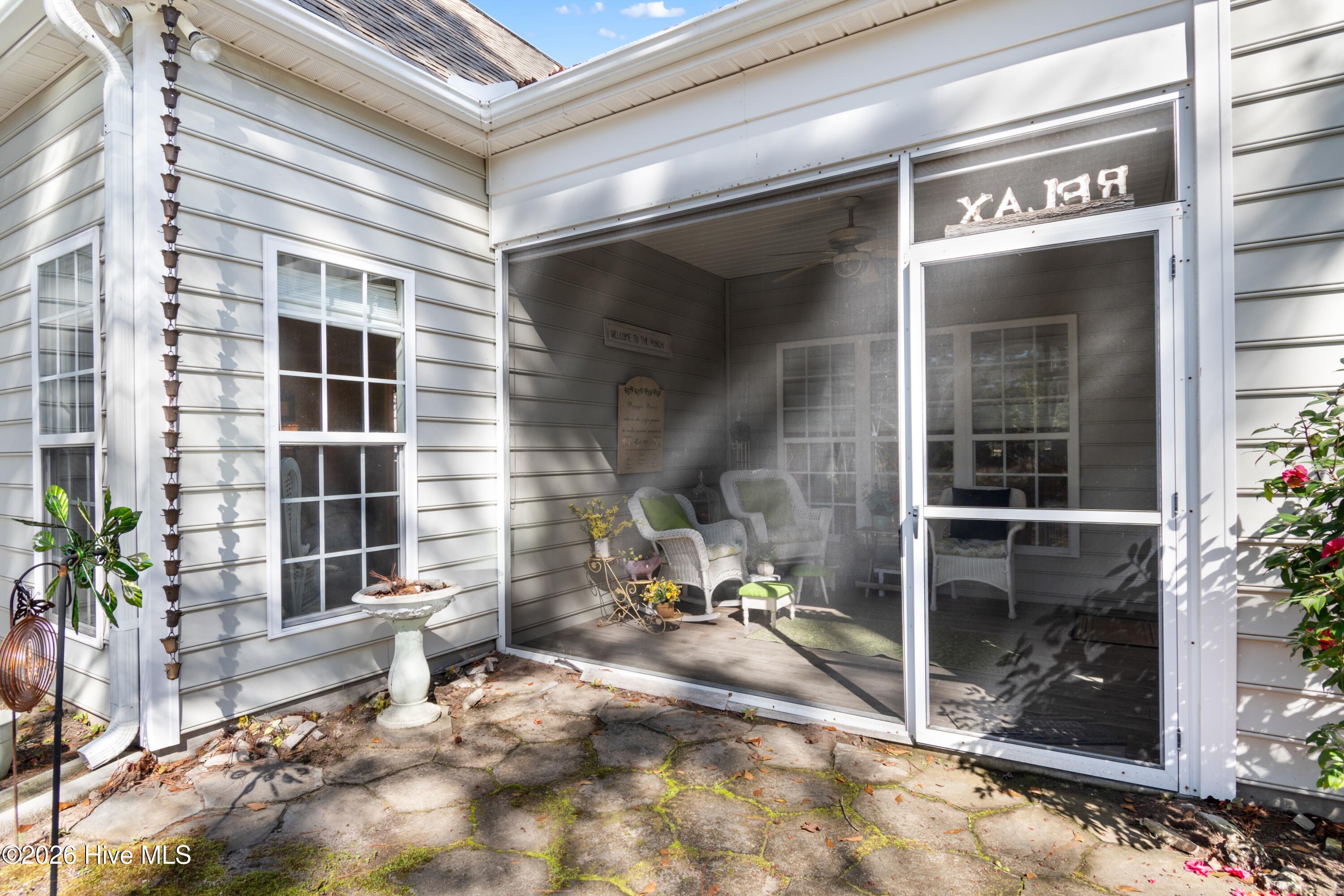 100540219 | Photo 30