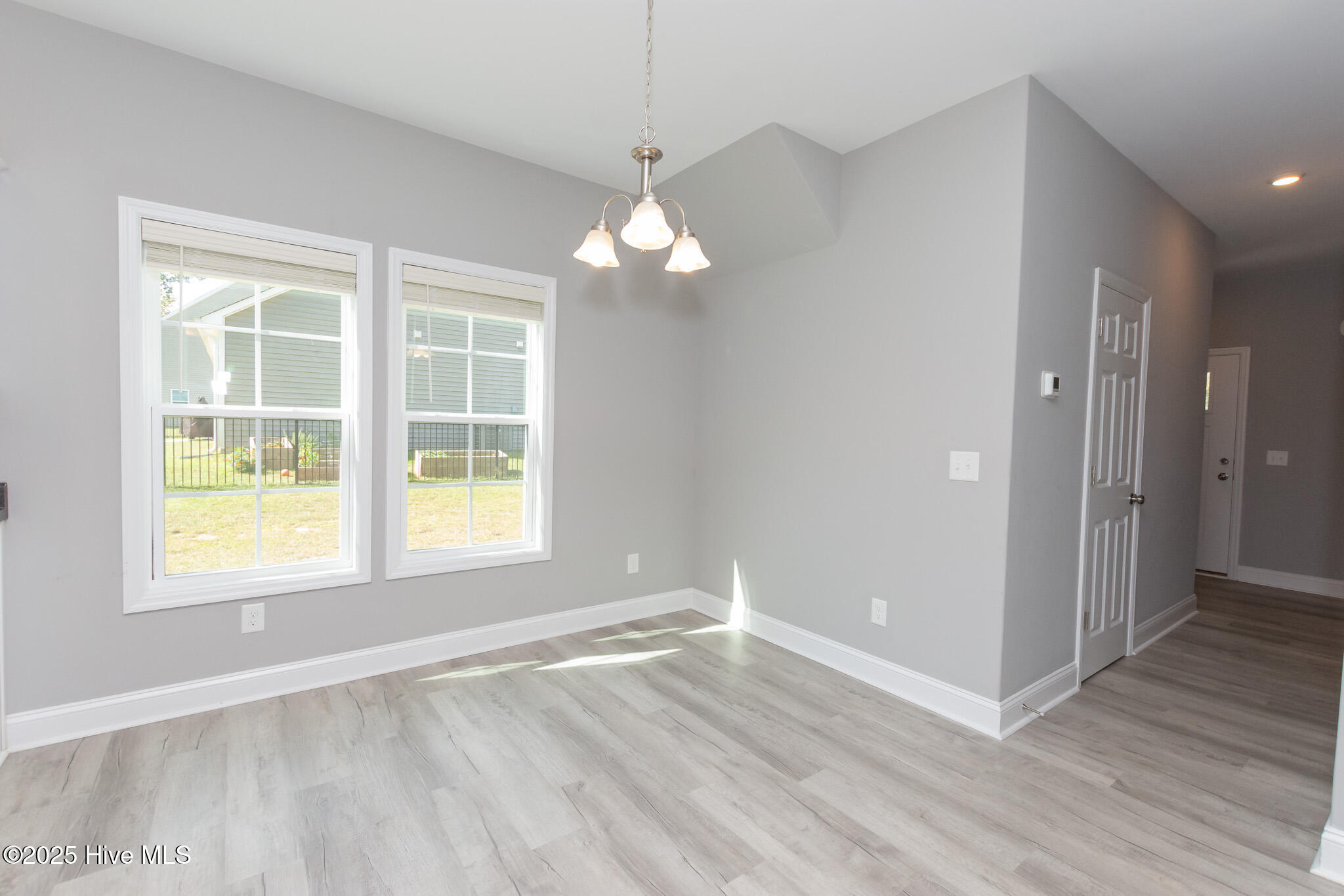 100531968 | Photo 14