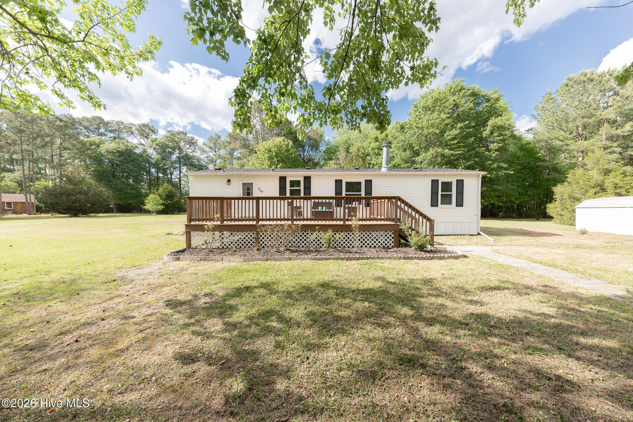 100570278 | Photo 50