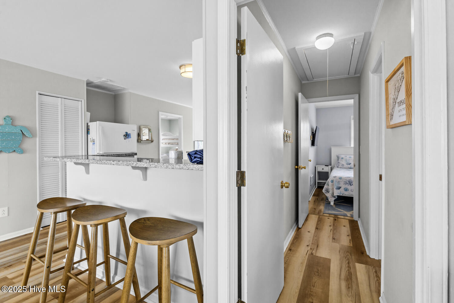 100525071 | Photo 10