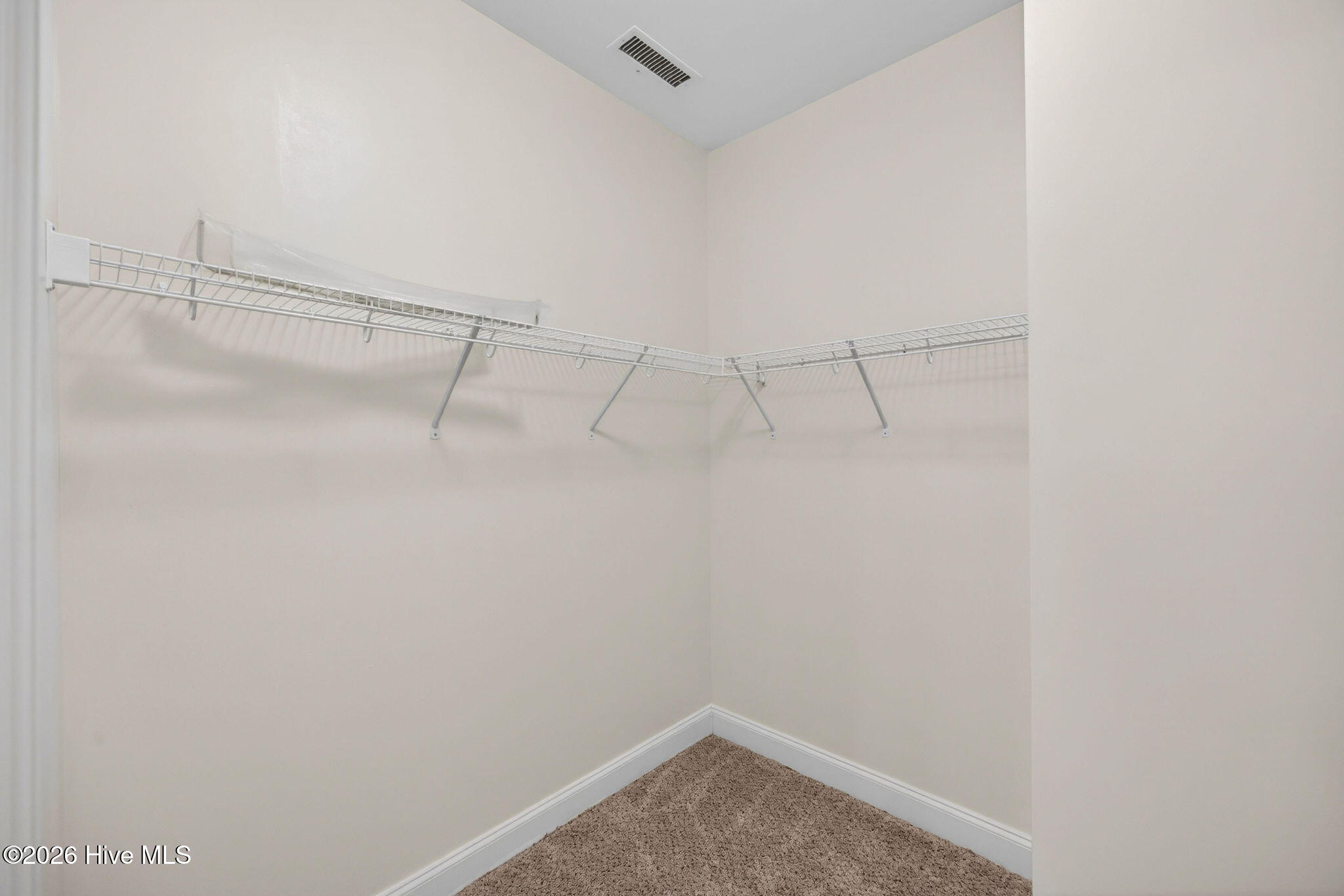 100566414 | Photo 67