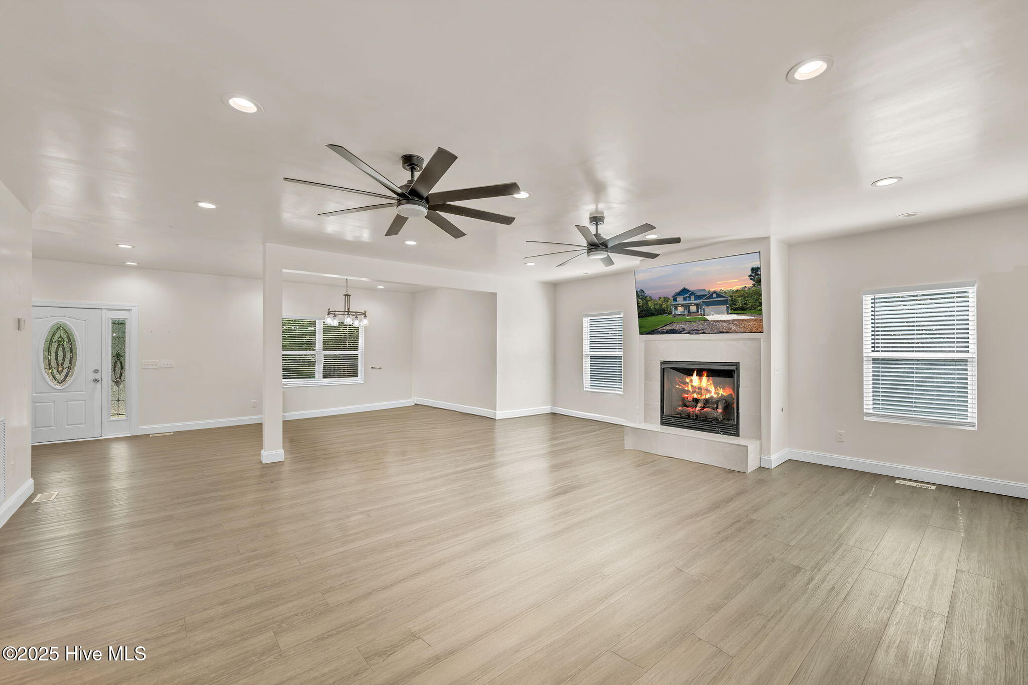 24-web-or-mls-26-print-DSC_8074 copy