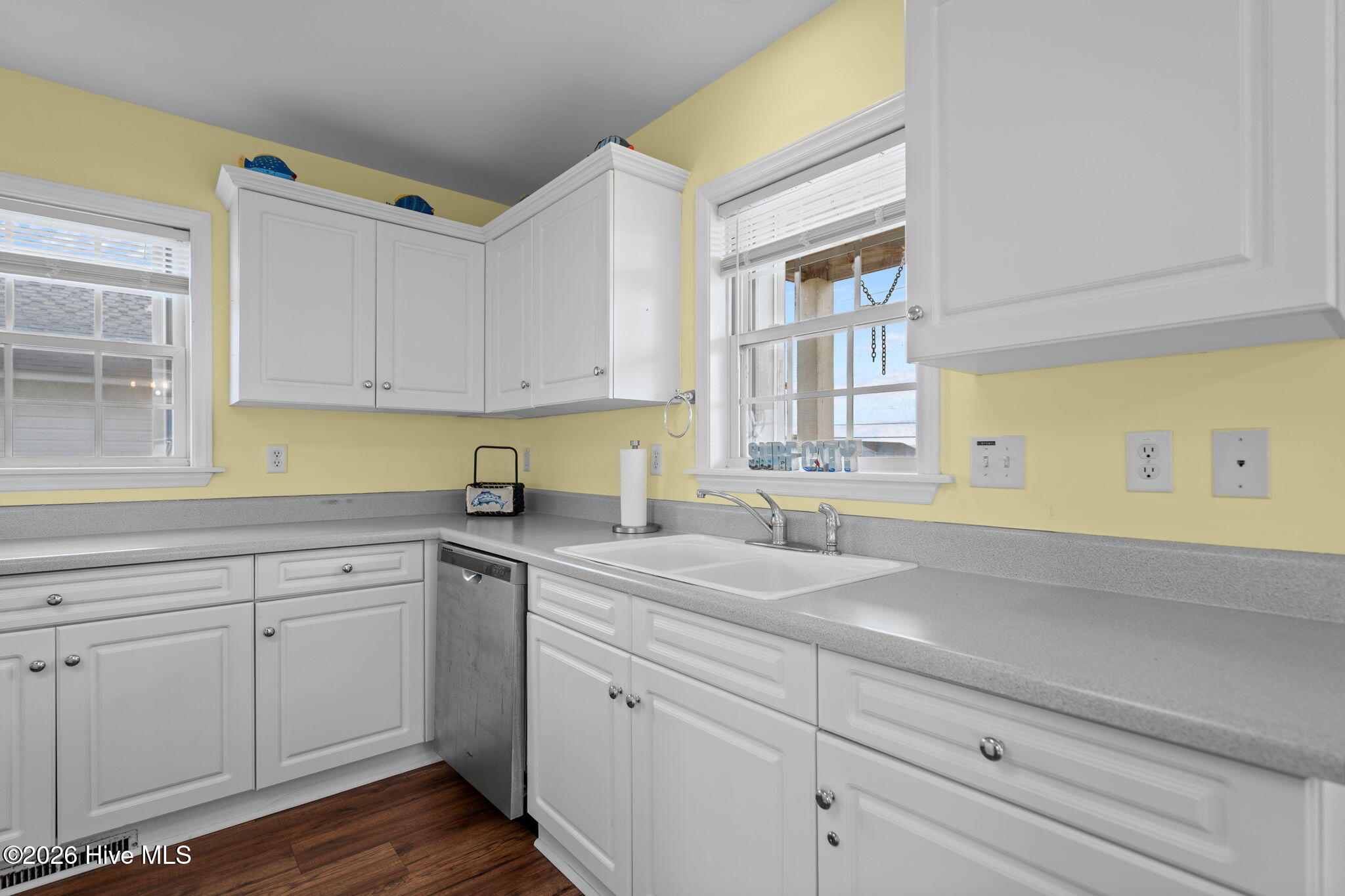 100554956 | Photo 14