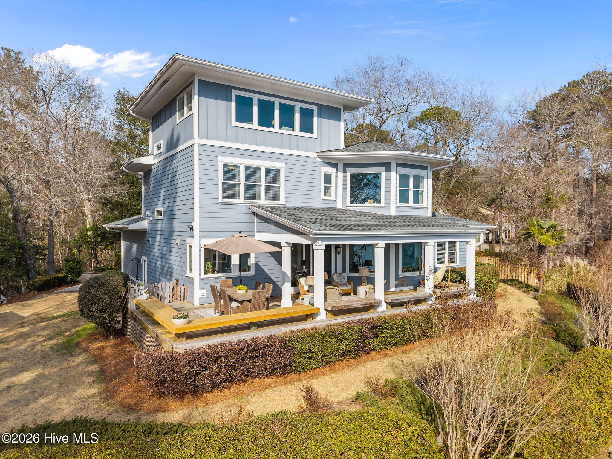 100555800 | Photo 70