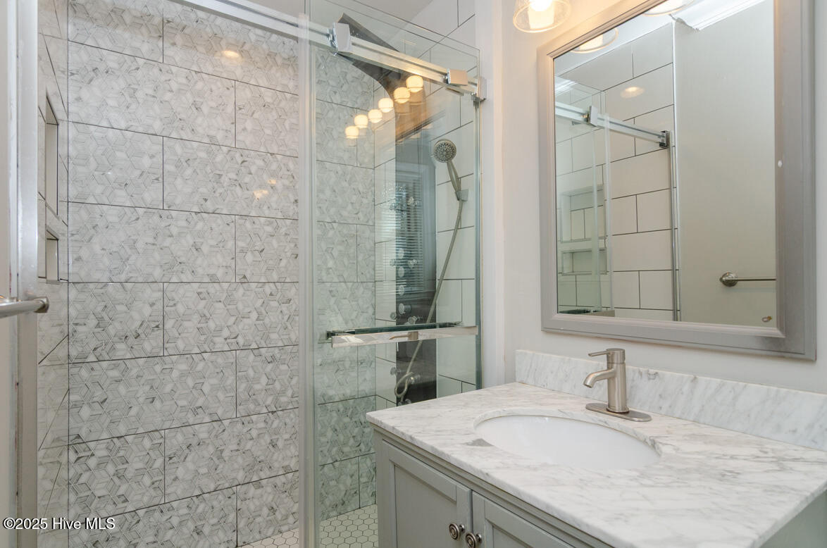 100515505 | Photo 20