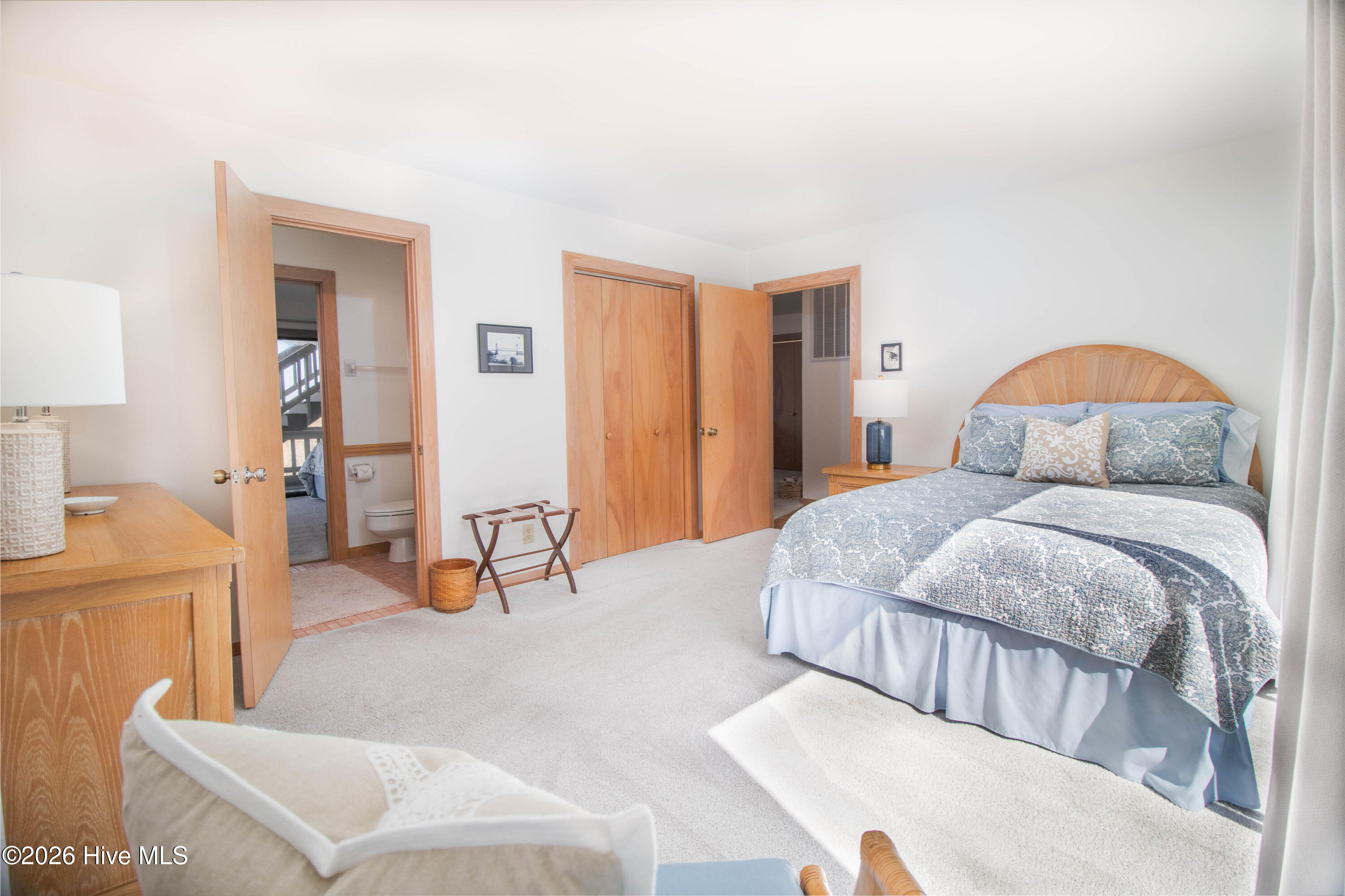 100559137 | Photo 18