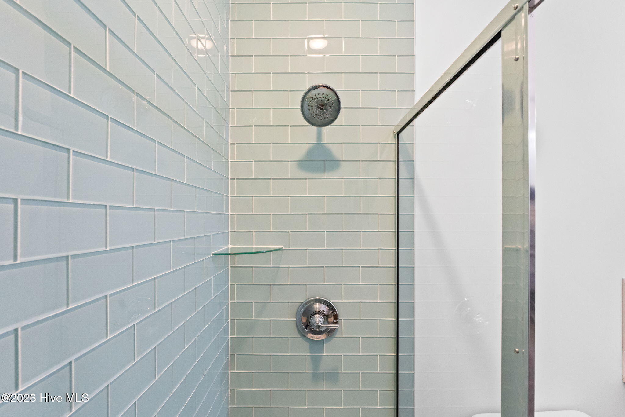 100554364 | Photo 33