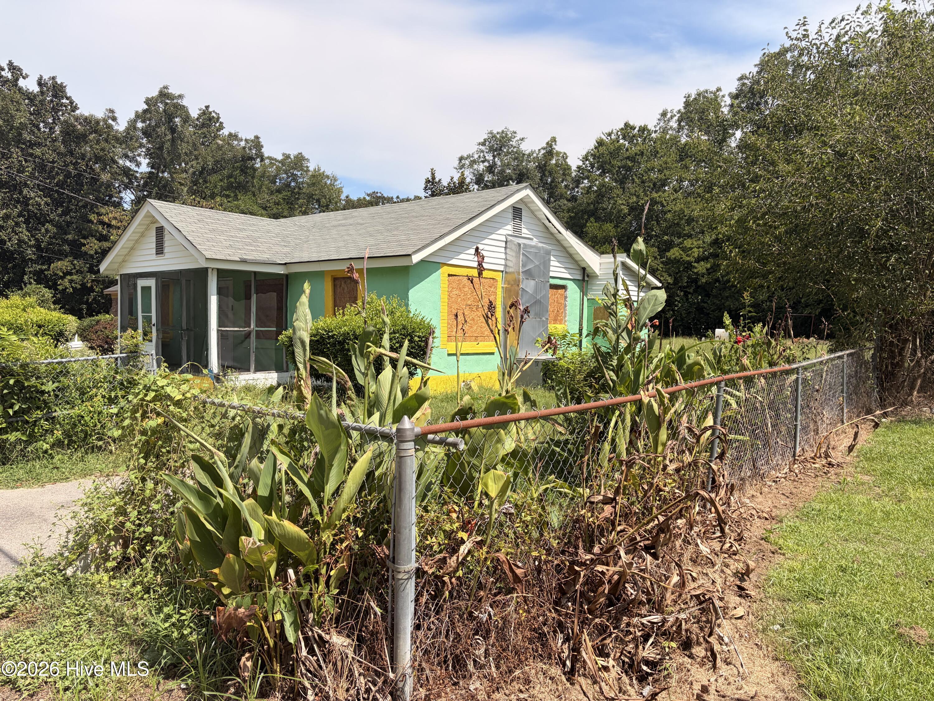 Photo 2 of Single family home for sale at 125 Lee St, Denmark, SC 29042 | MLS# 100598790 | Listing updated on 2026-10-05