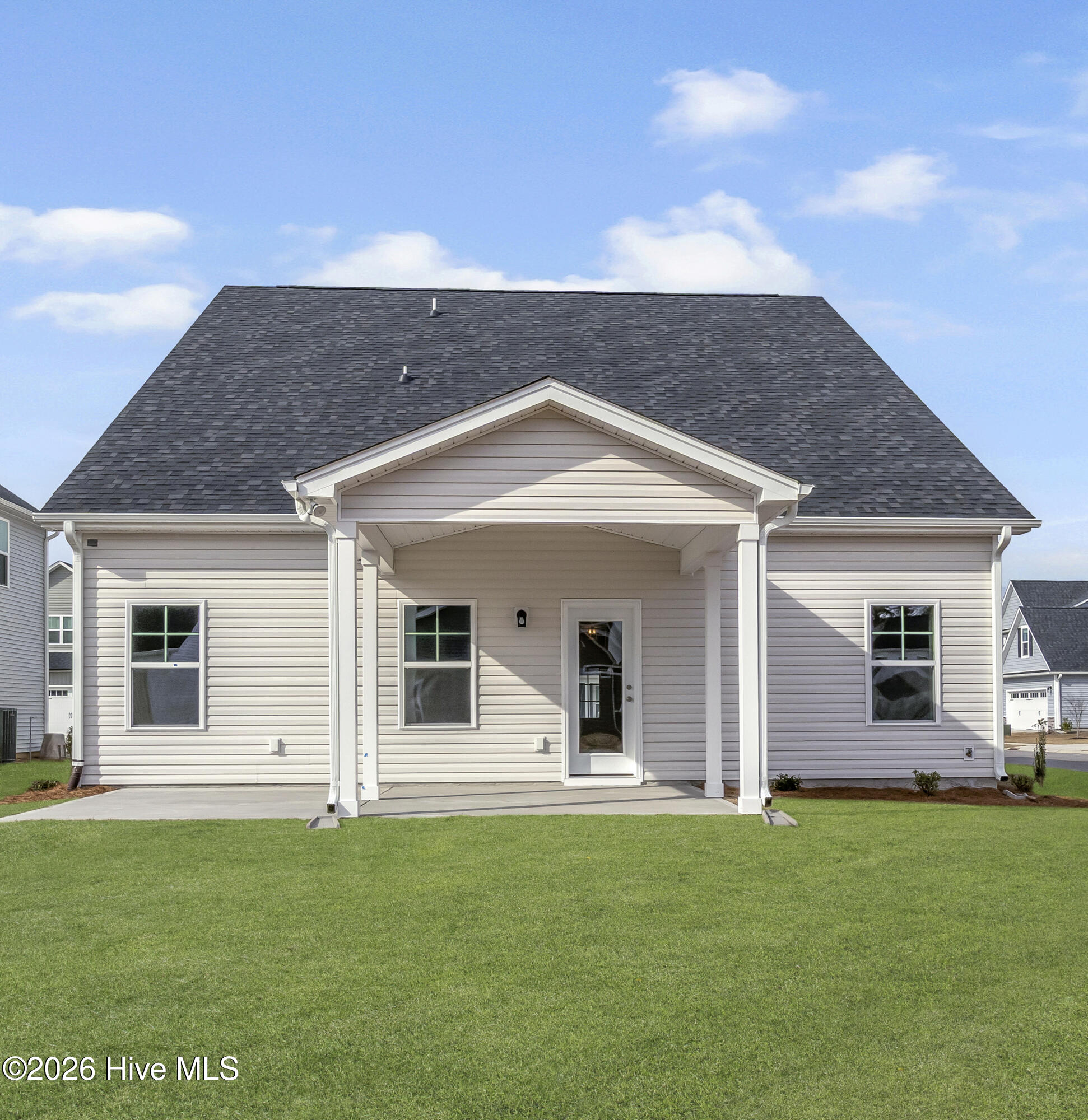 100552791 | Photo 63