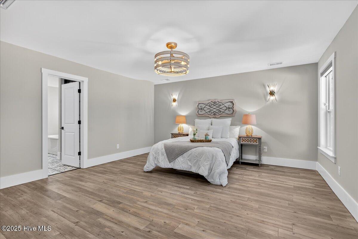 100514096 | Photo 53