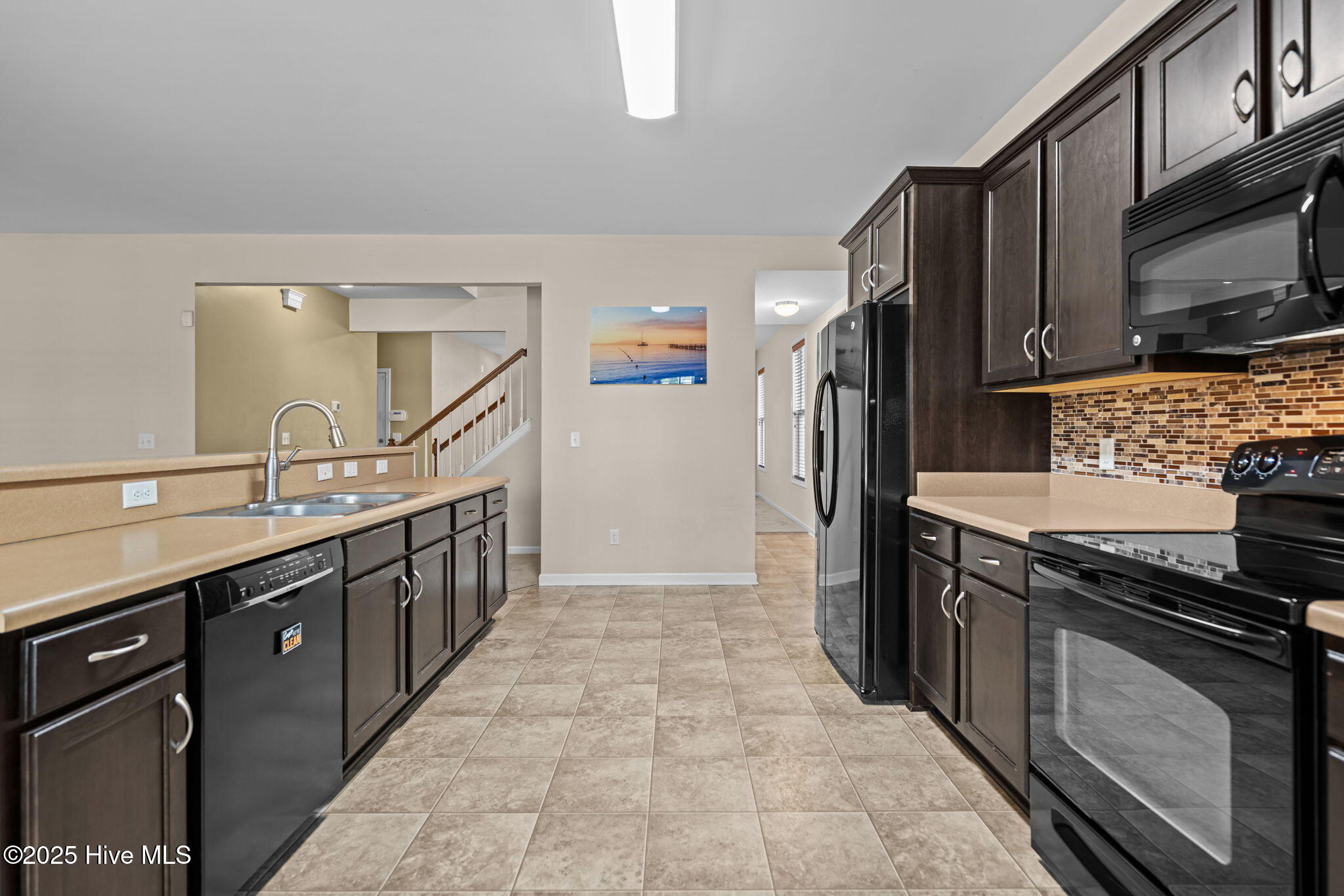 100522493 | Photo 12