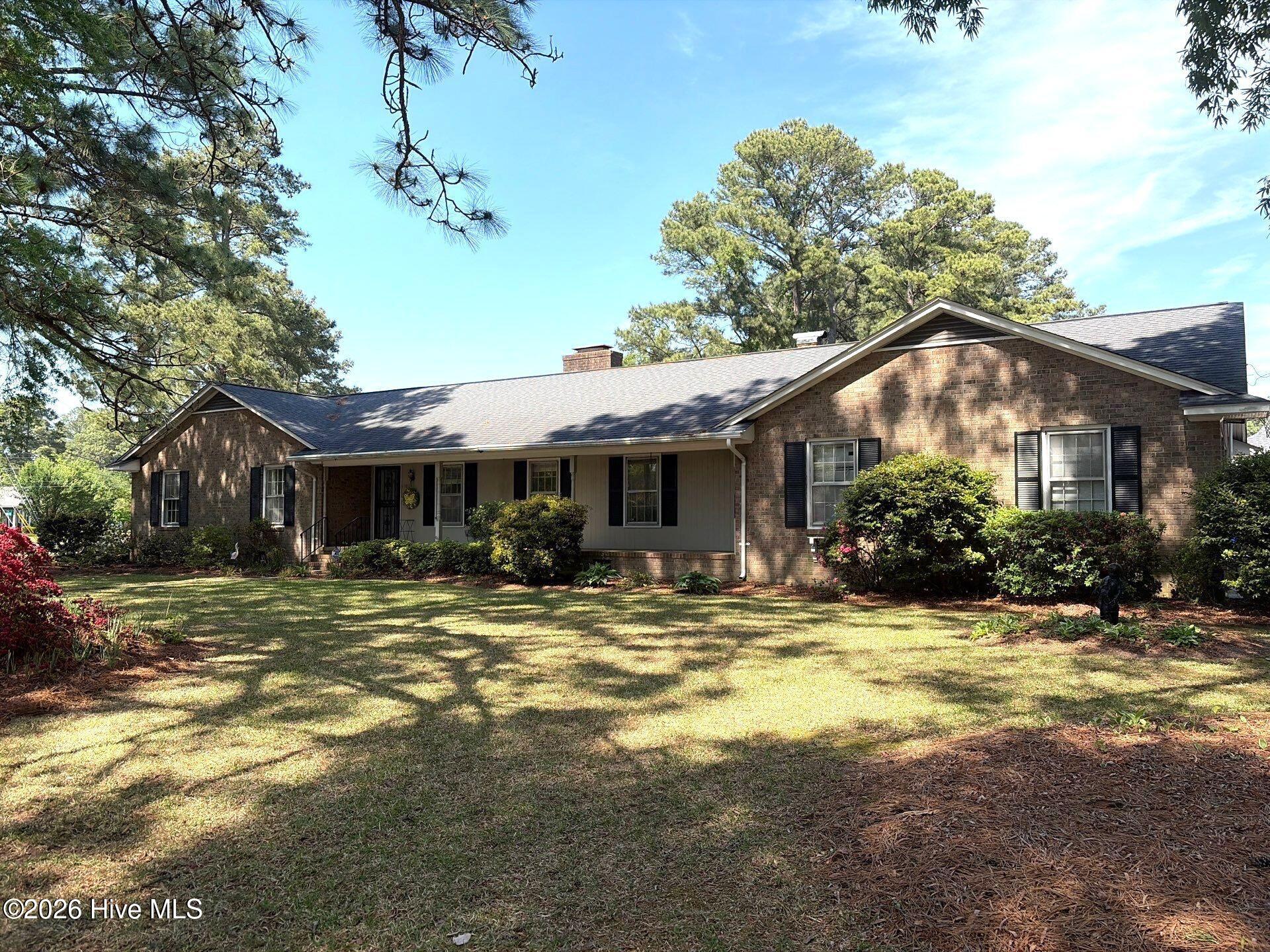 1101 Oakview Drive, Greenville, NC, 27858