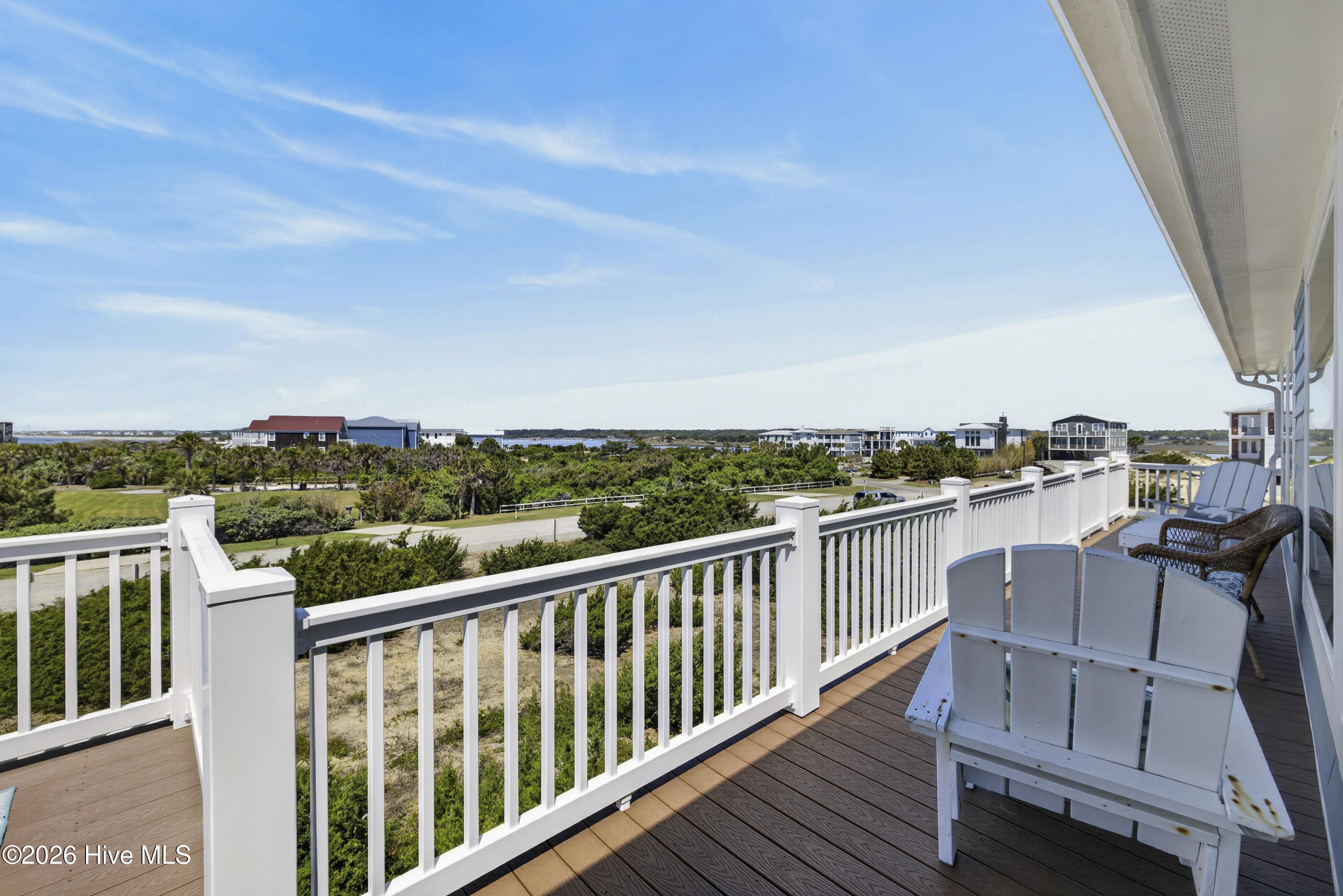 100568247 | Photo 48