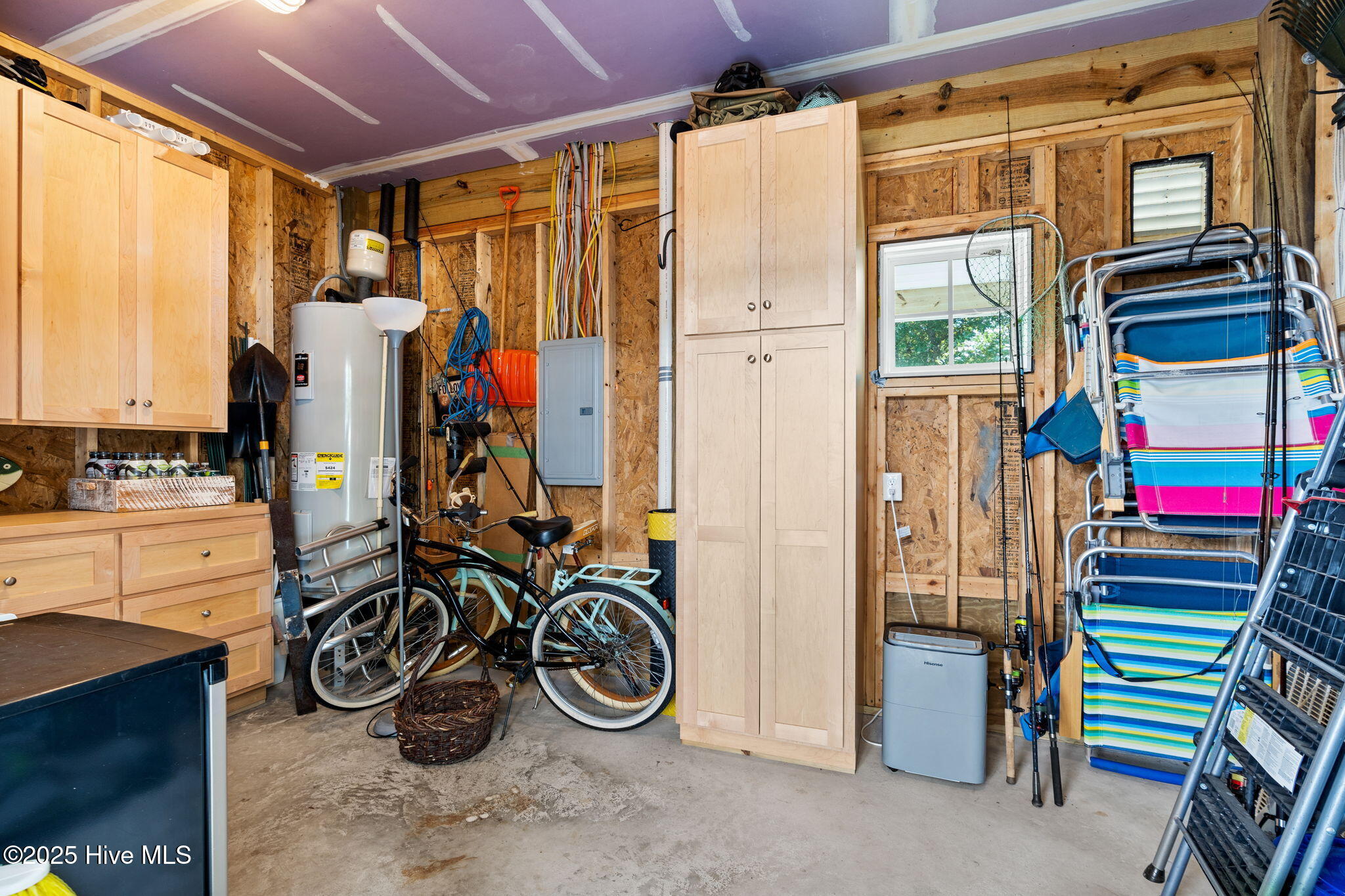 100566861 | Photo 43