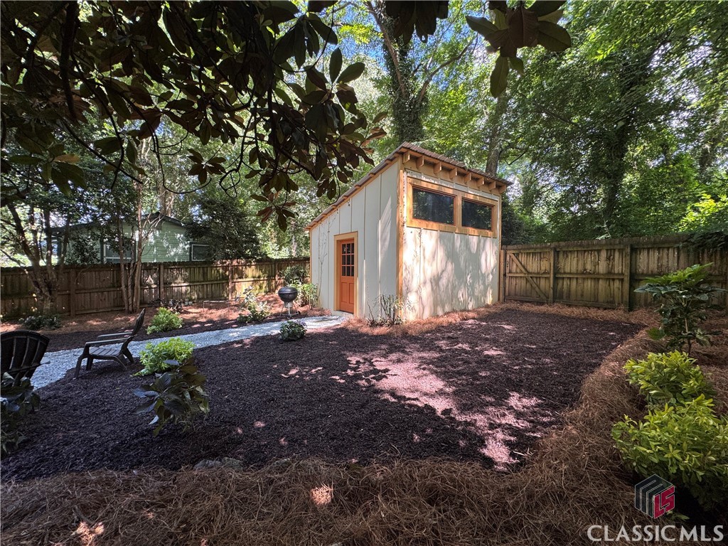 395 Cleveland Avenue