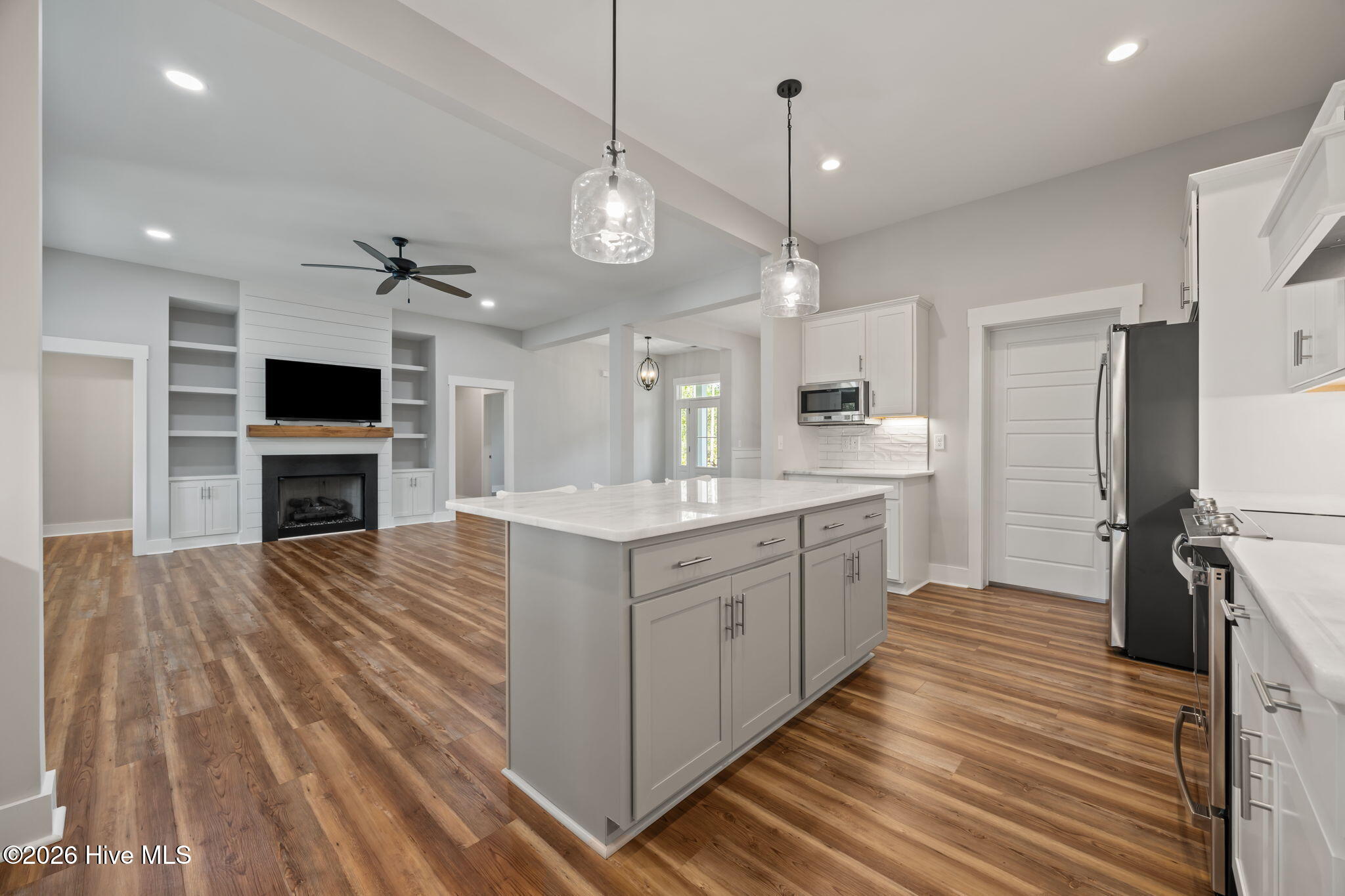 100568104 | Photo 36