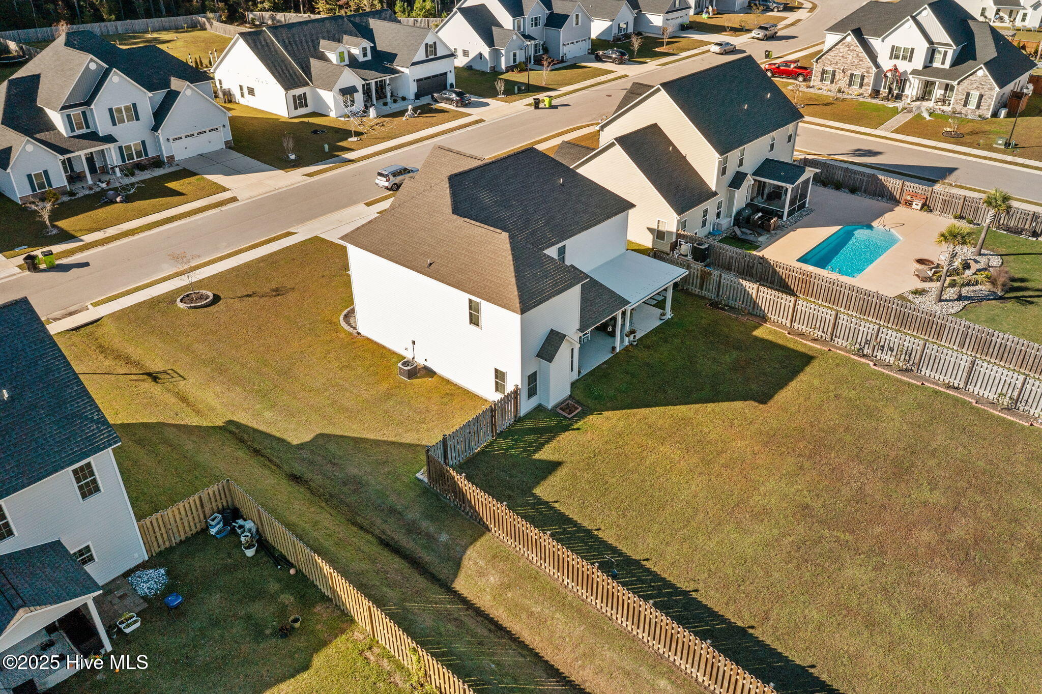 100539073 | Photo 45