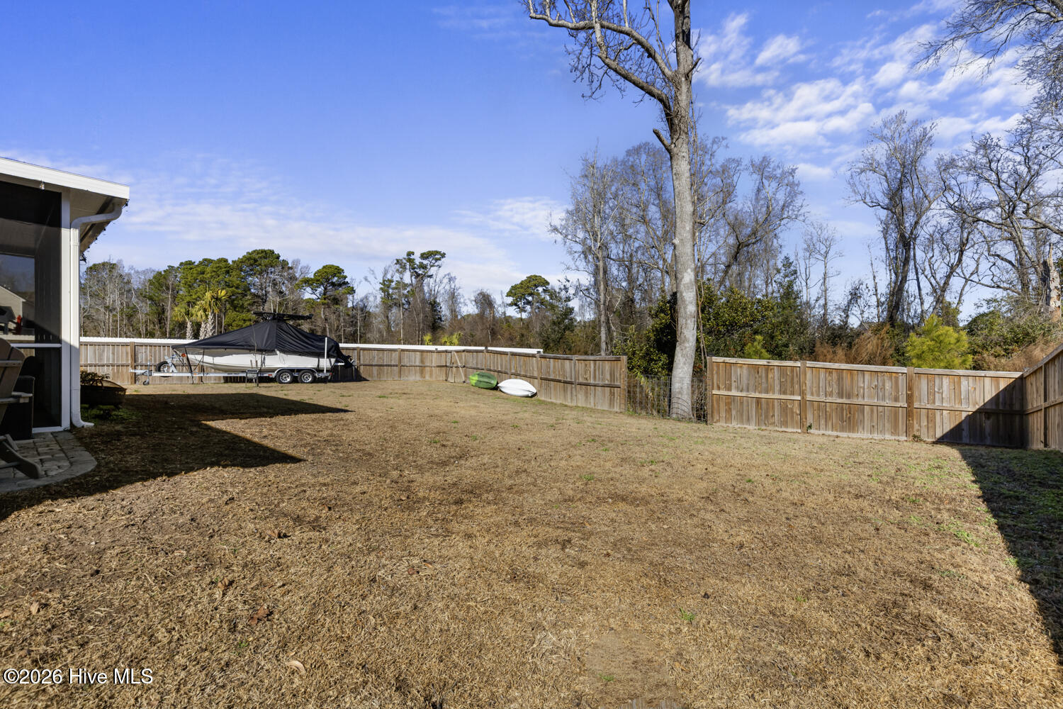 100549139 | Photo 45