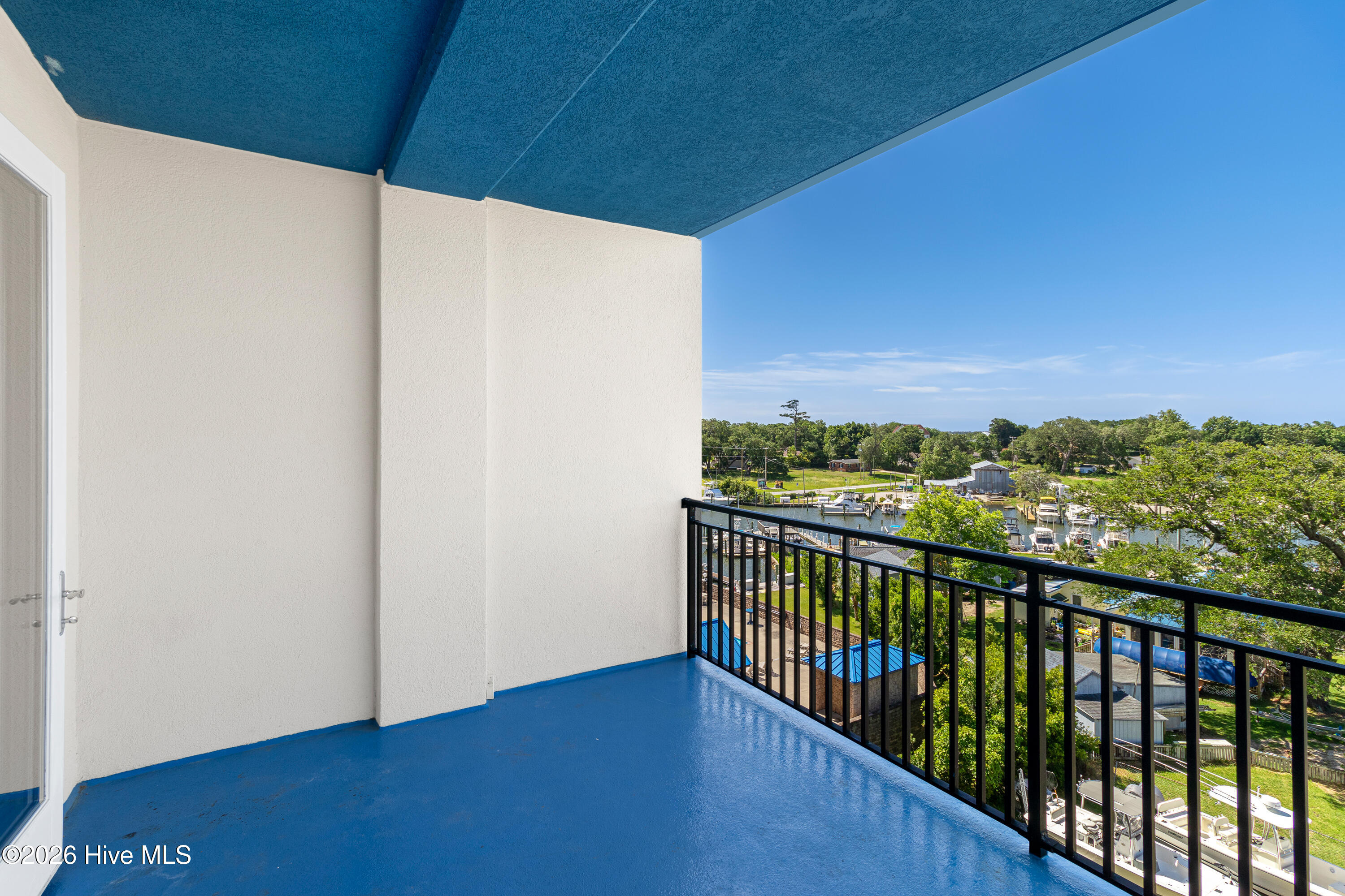 4425 Arendell 402 Harborside Club,Morehead City
