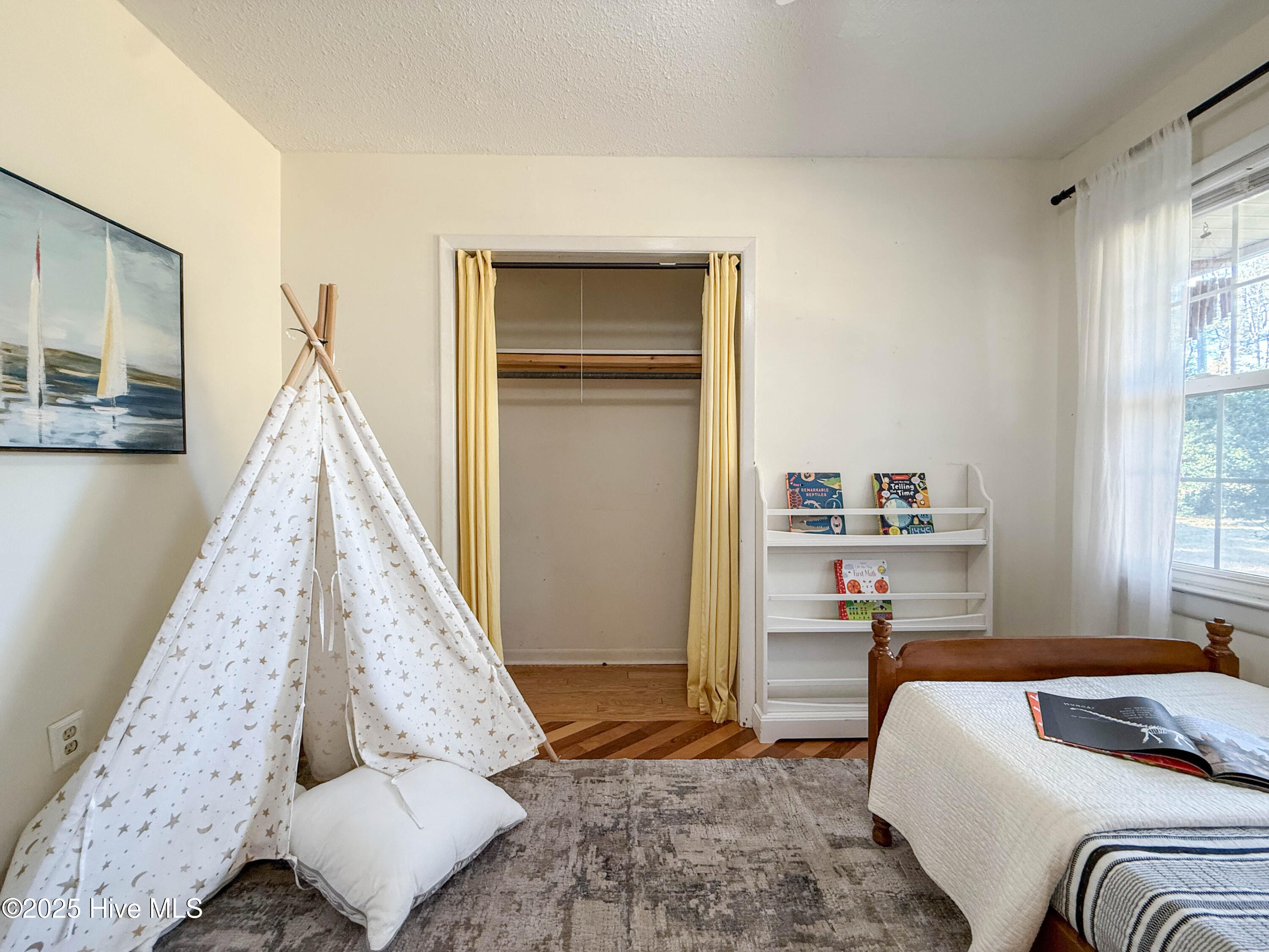 100546287 | Photo 30