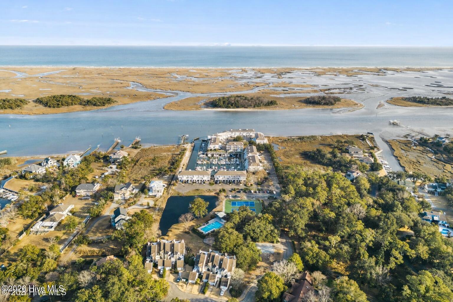 100555941 | Photo 51