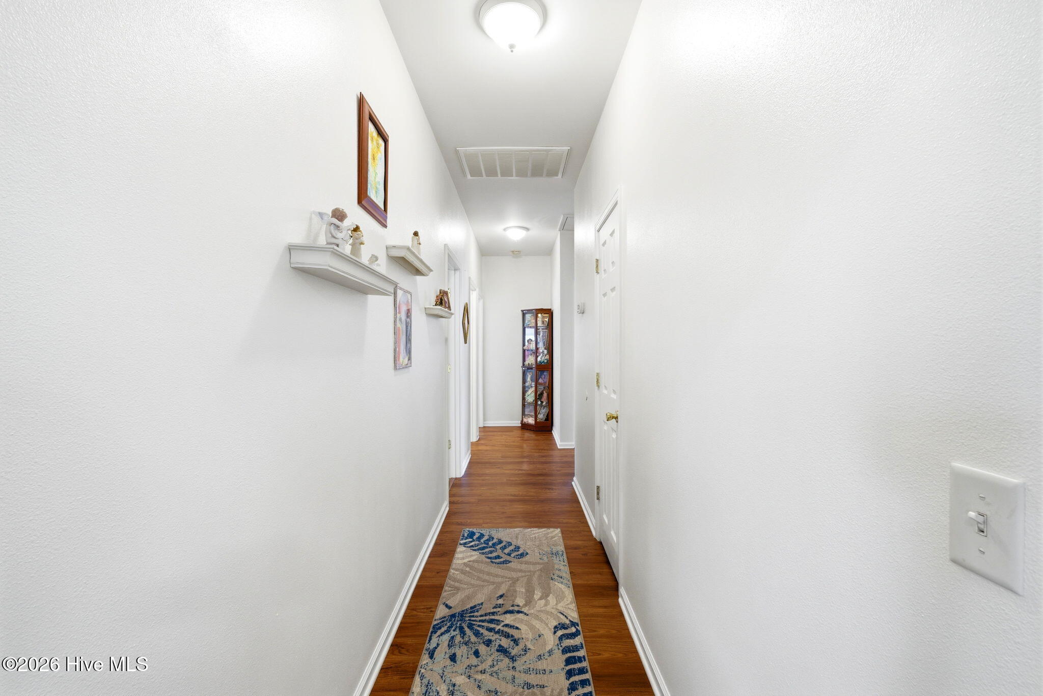 100565063 | Photo 37