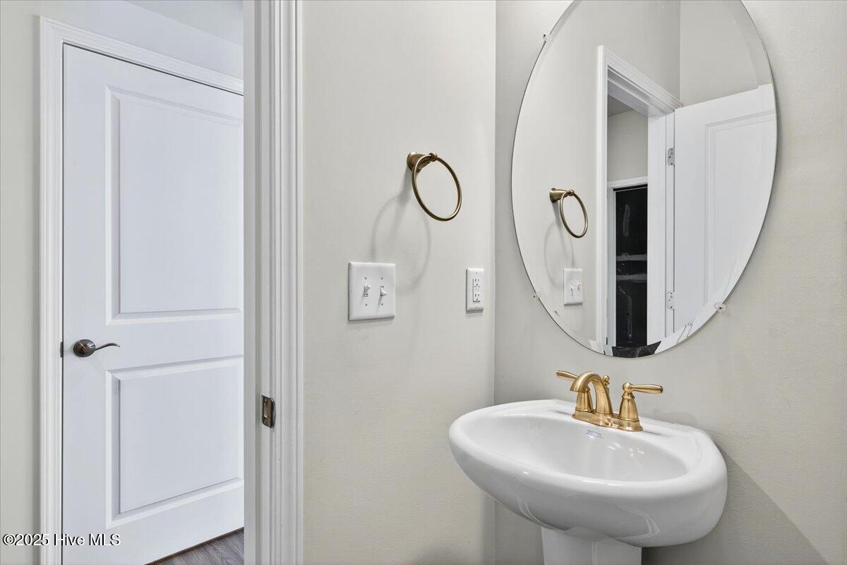 100532421 | Photo 20