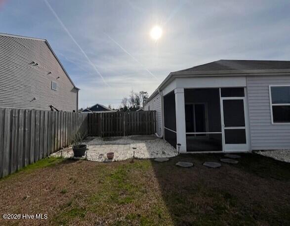 100548379 | Photo 36