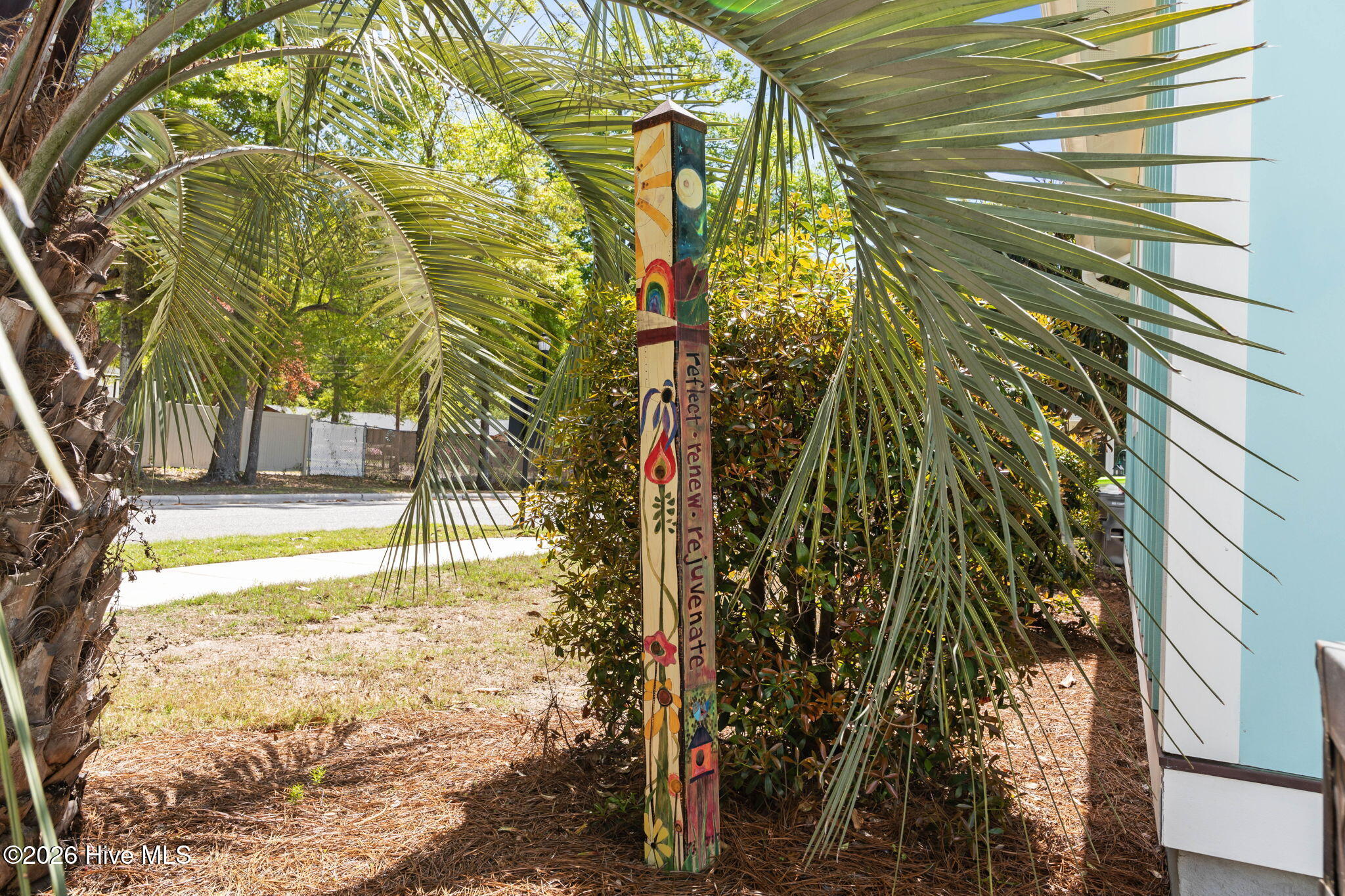 100566680 | Photo 42