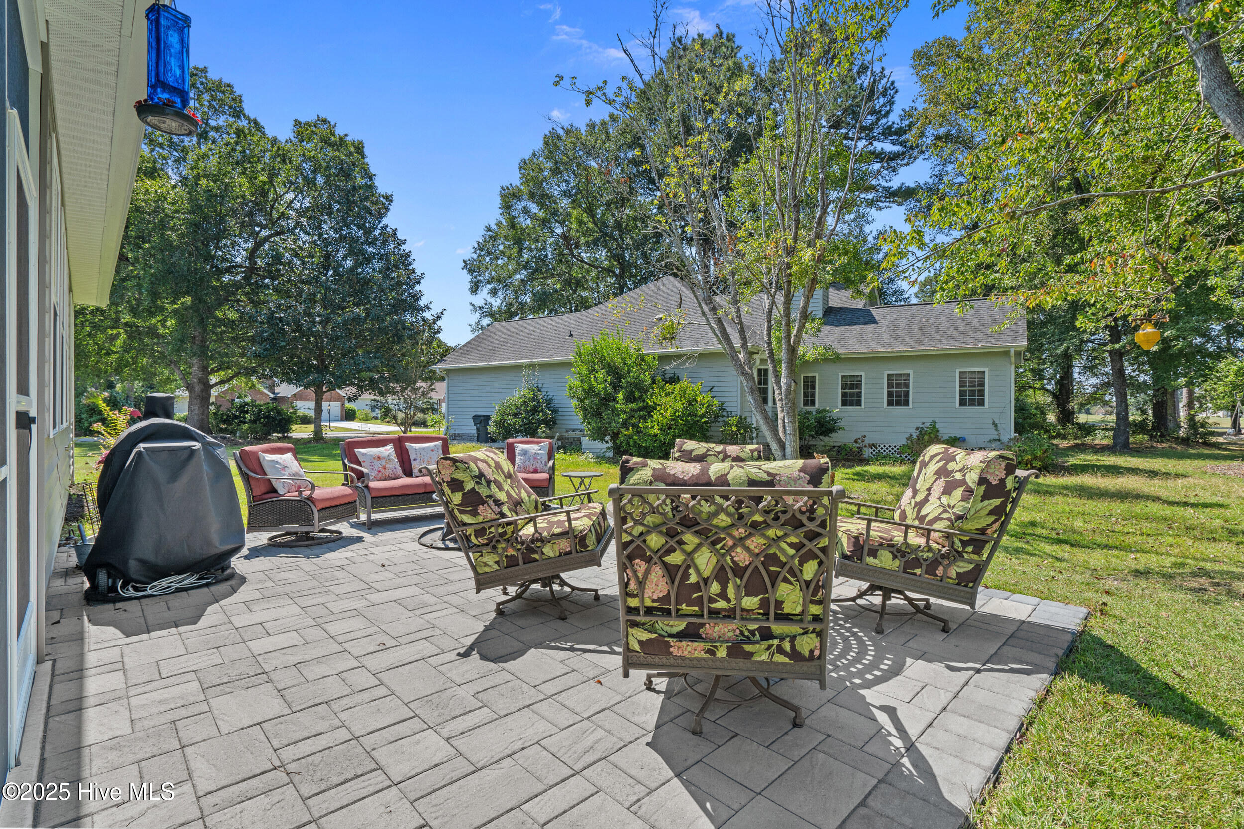 100531761 | Photo 30