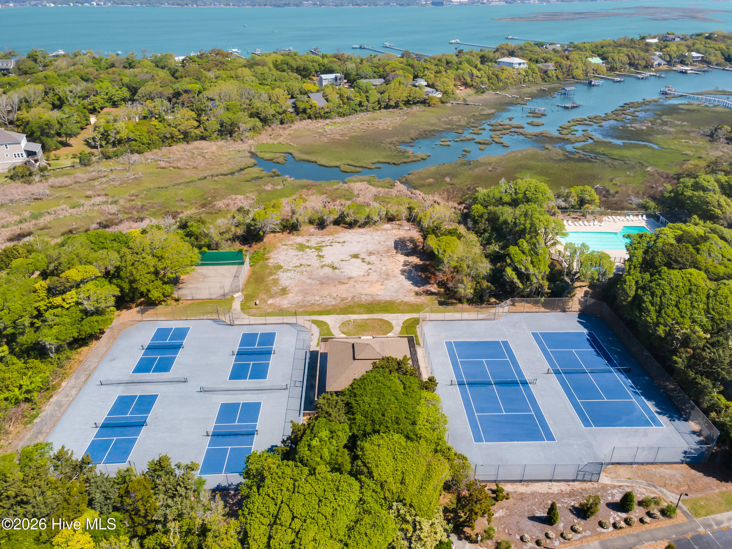 2509 W Fort Macon Road 102-B,Atlantic Beach