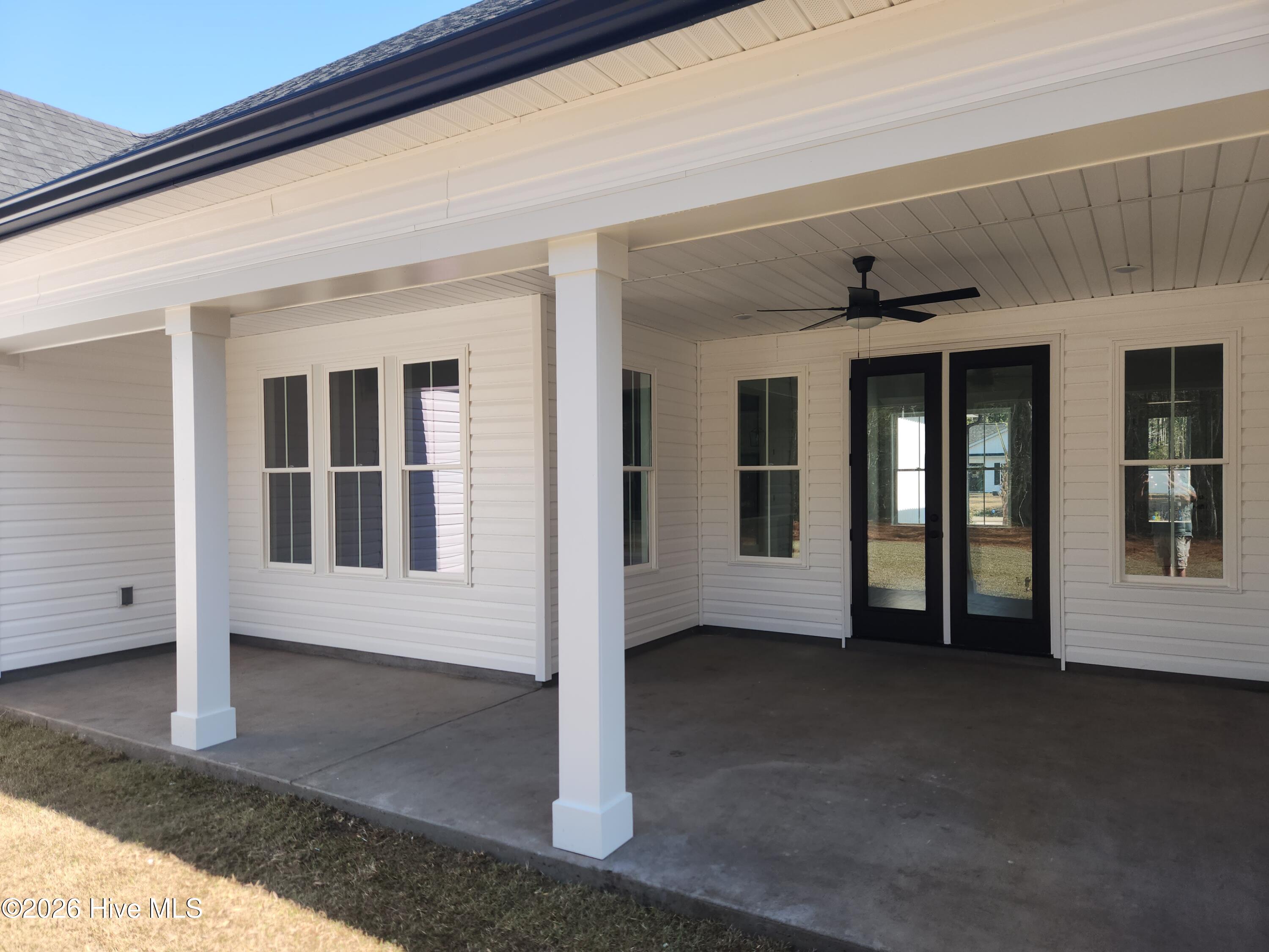 100559285 | Photo 42