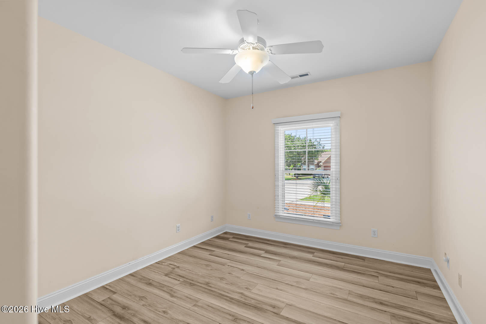 100552363 | Photo 31