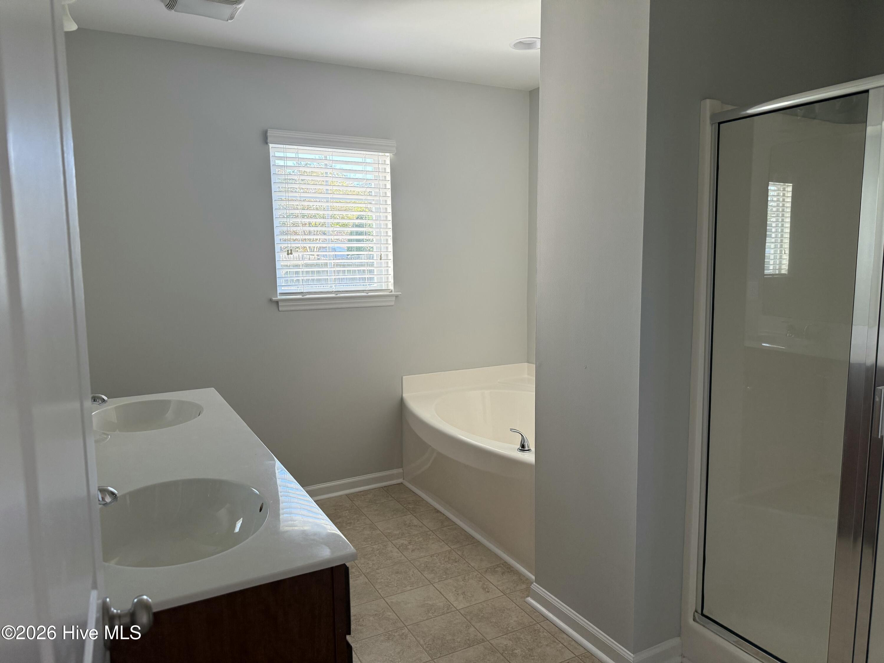 Master Bath with garden tub