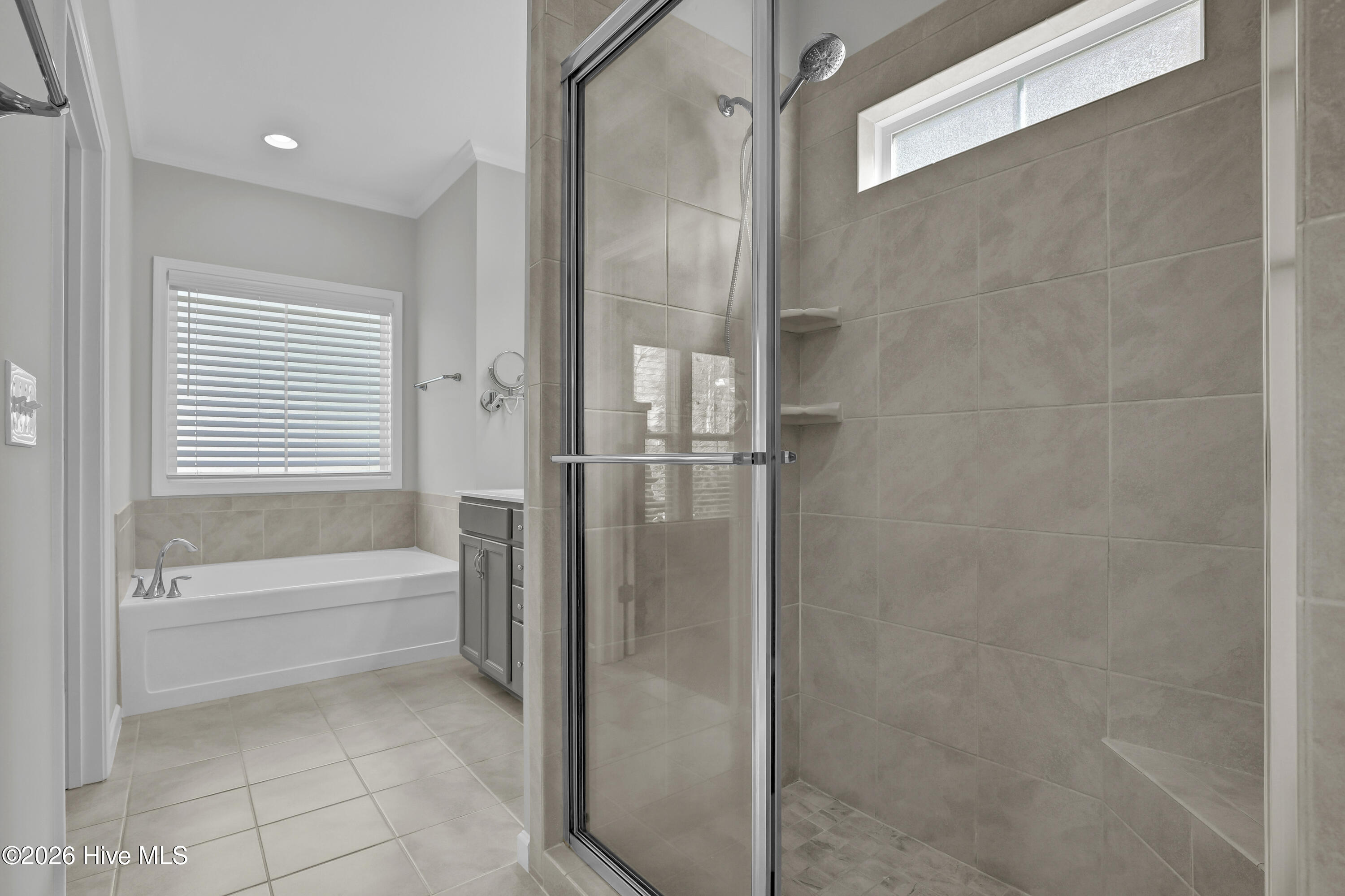 100567607 | Photo 19