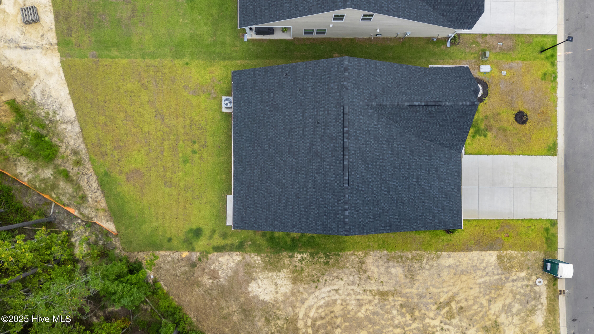 100530232 | Photo 36