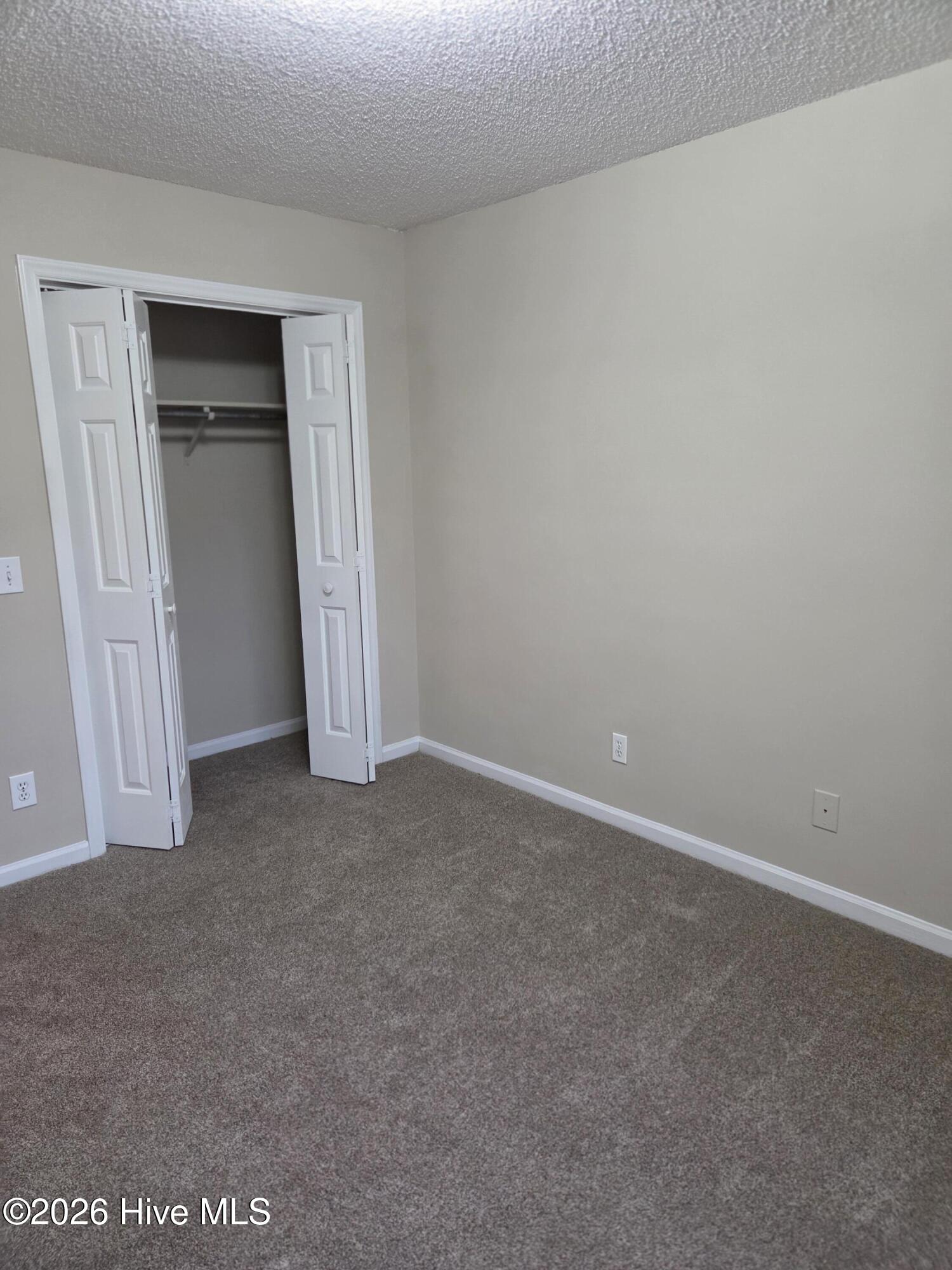 Undisclosed Address, Greenville, NC, 27858