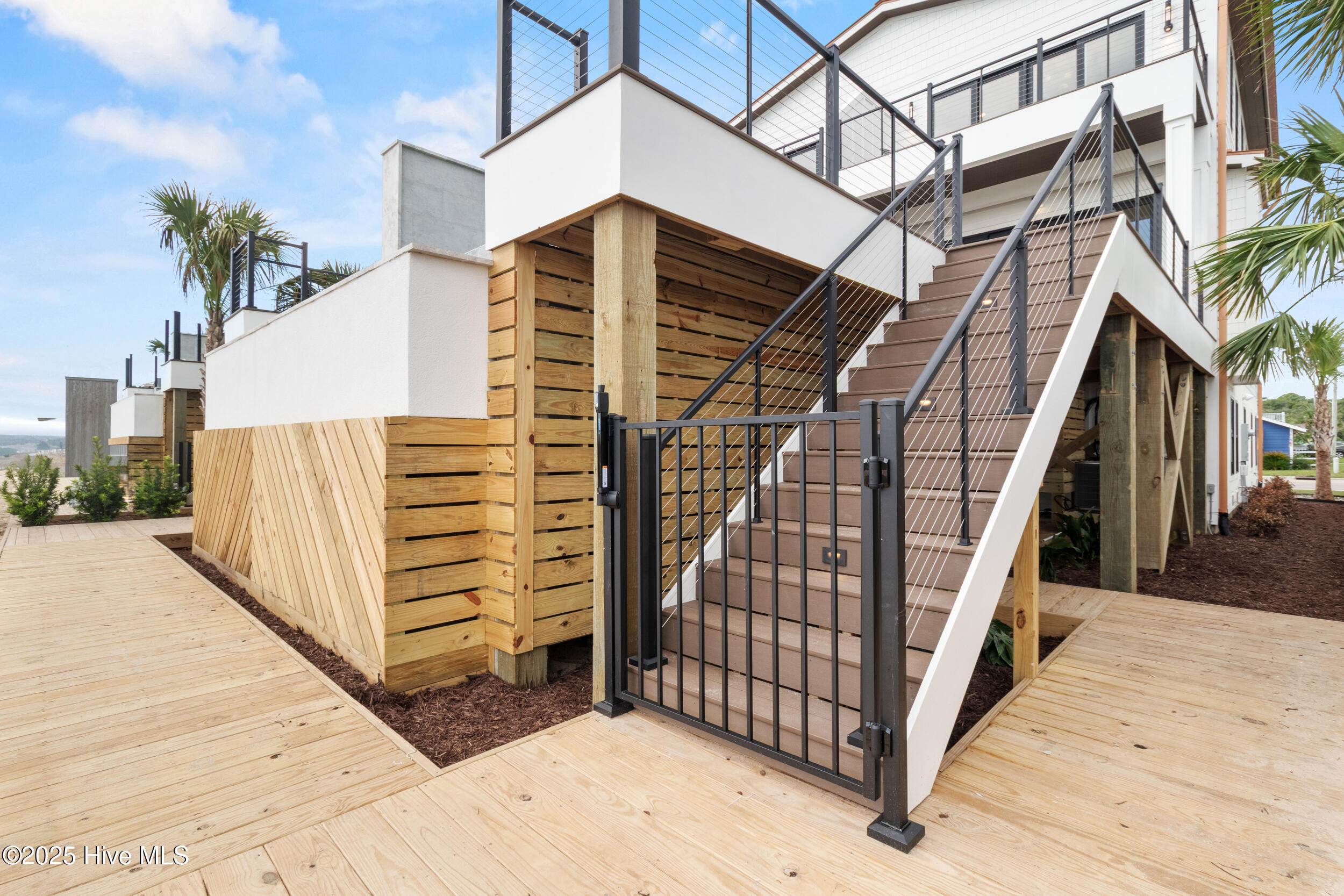 100517468 | Photo 54