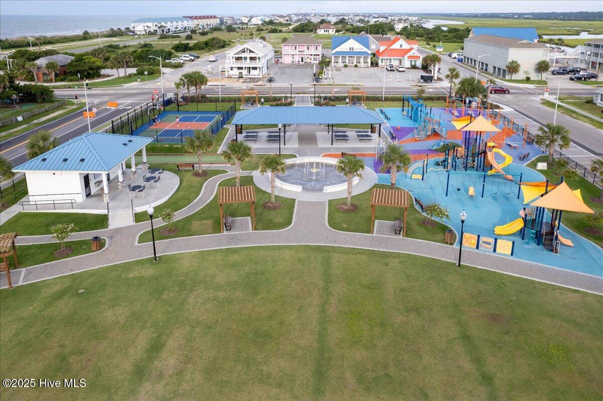 100504765 | Photo 70