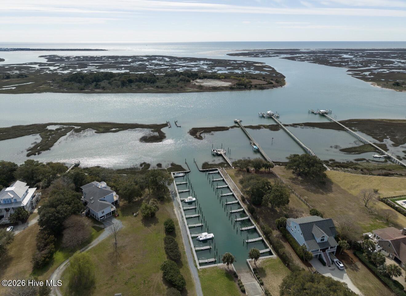 100558981 | Photo 37