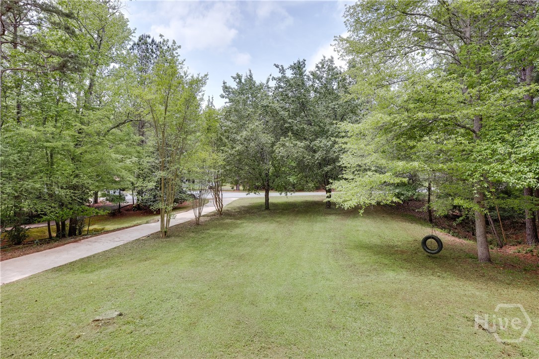 155 Hunters Pointe Drive