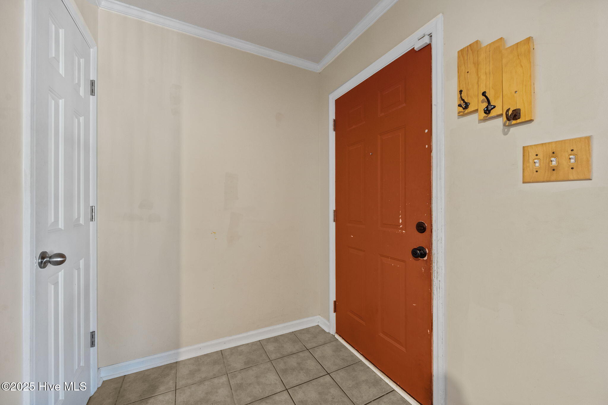 27 E Doris Avenue 207, Jacksonville, NC 28540 – photo 6: 26-web-or-mls-_RAD2433