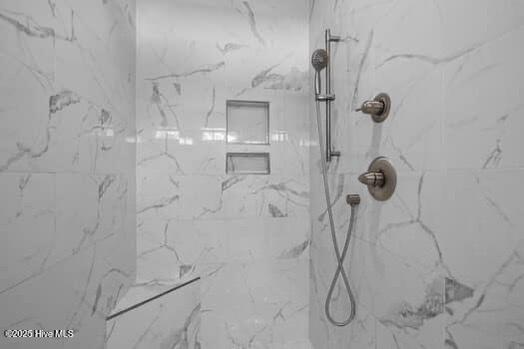 100522876 | Photo 28