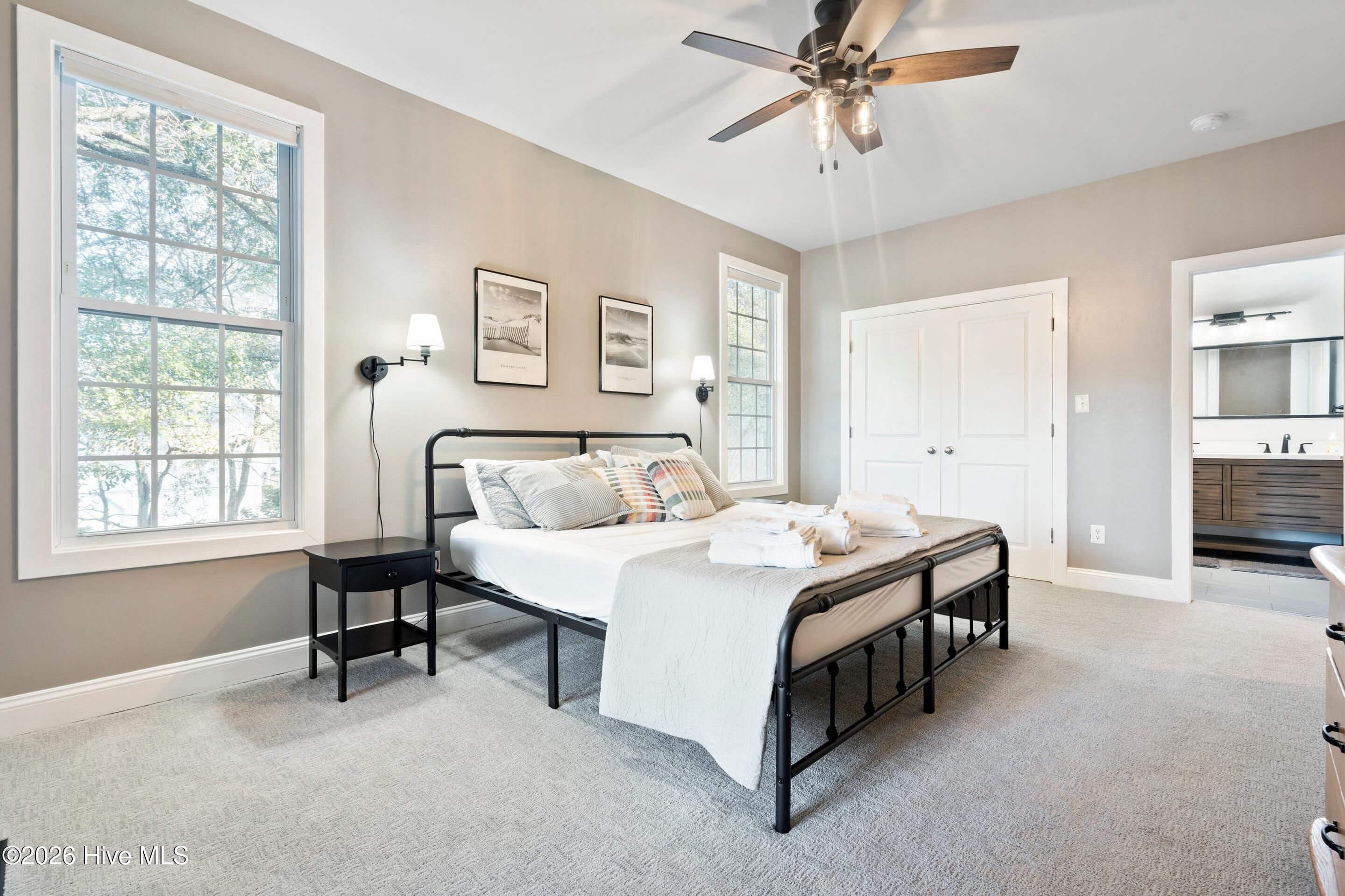 100549187 | Photo 41