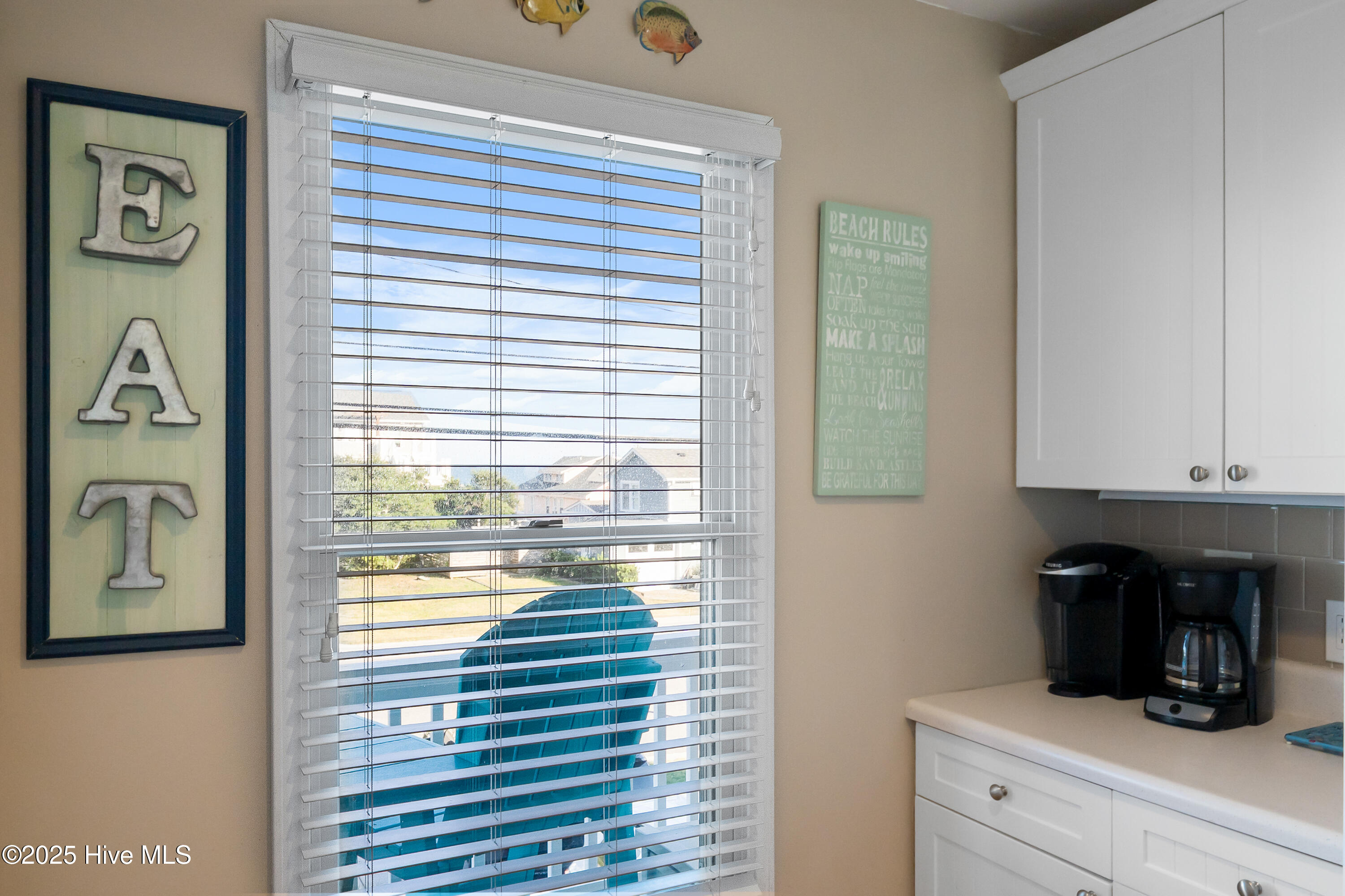 100532261 | Photo 29