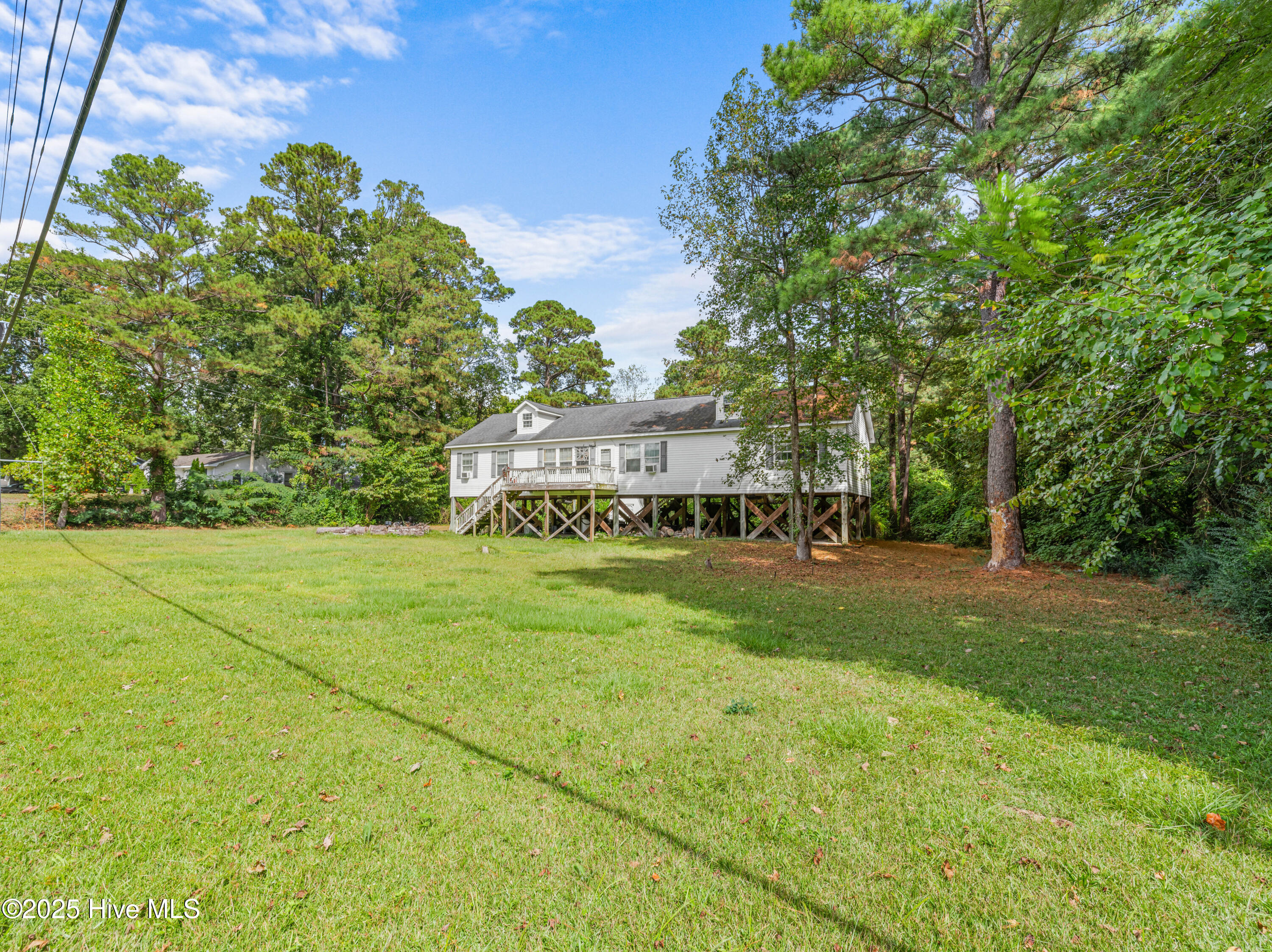 Homes for sale in Jacksonville, NC | 209 Red Oak St, Jacksonville, NC 28540 | MLS# 100536182