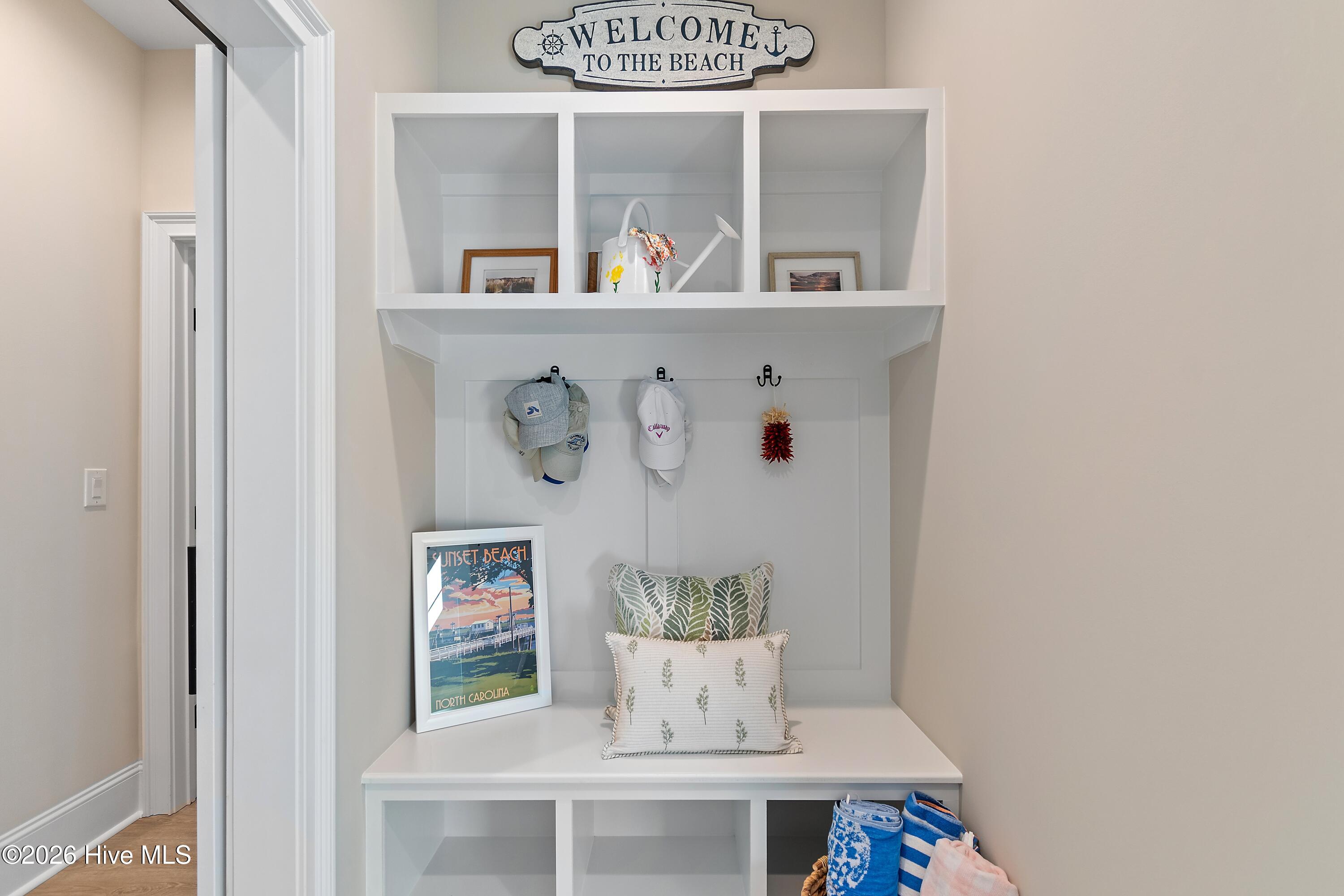 100554394 | Photo 44