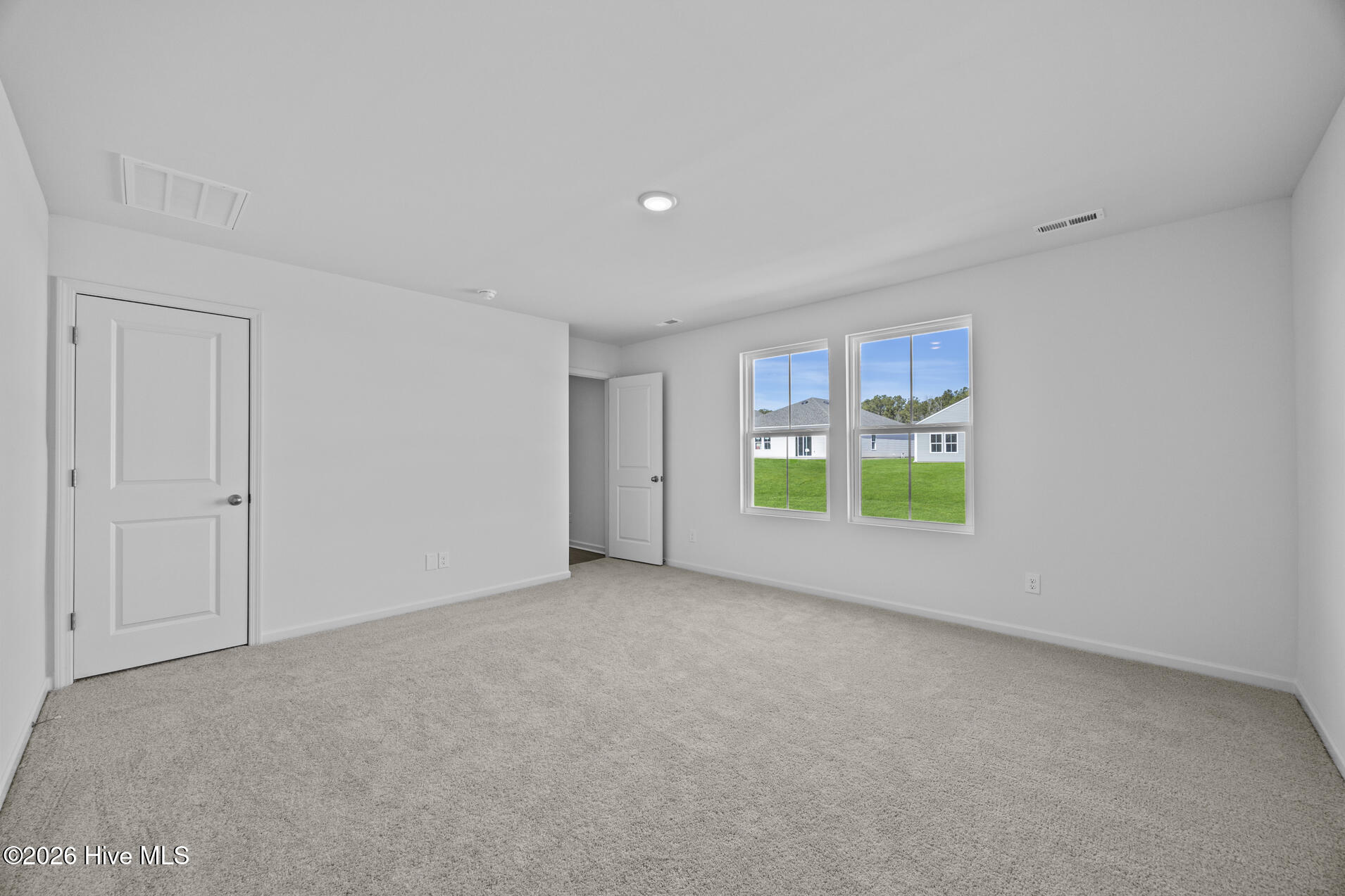 100553151 | Photo 20