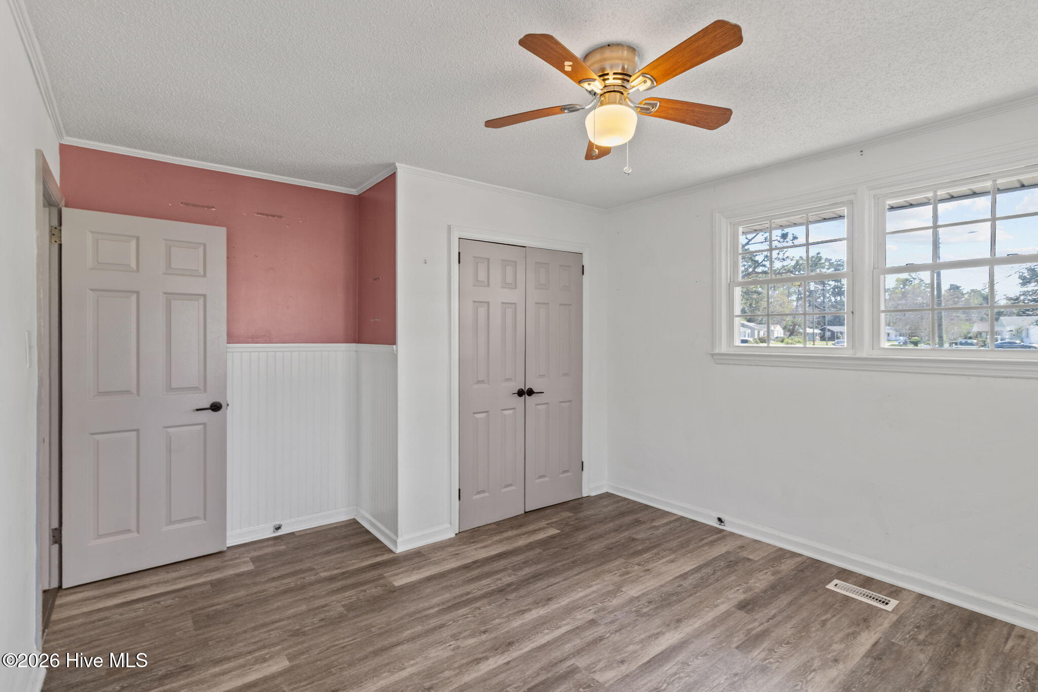 100561067 | Photo 22